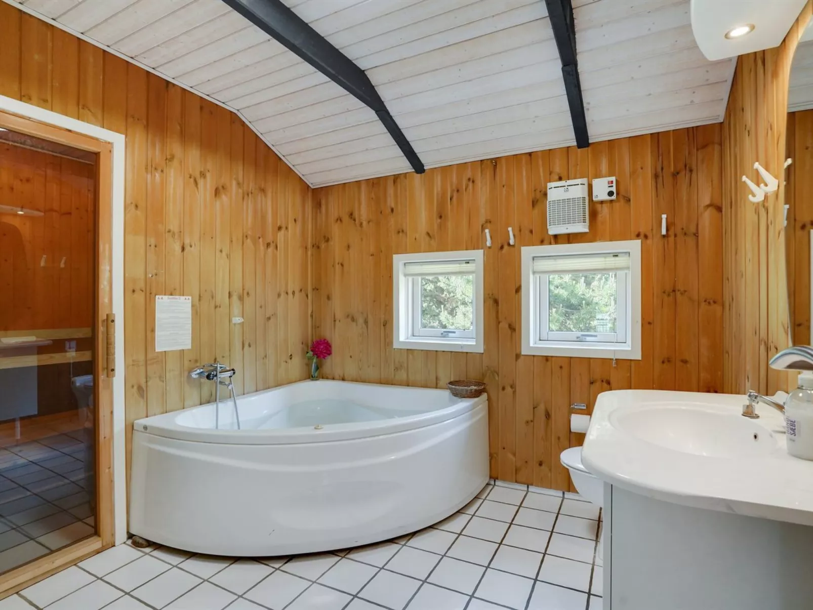 "Bruno" - 200m from the sea-Binnen