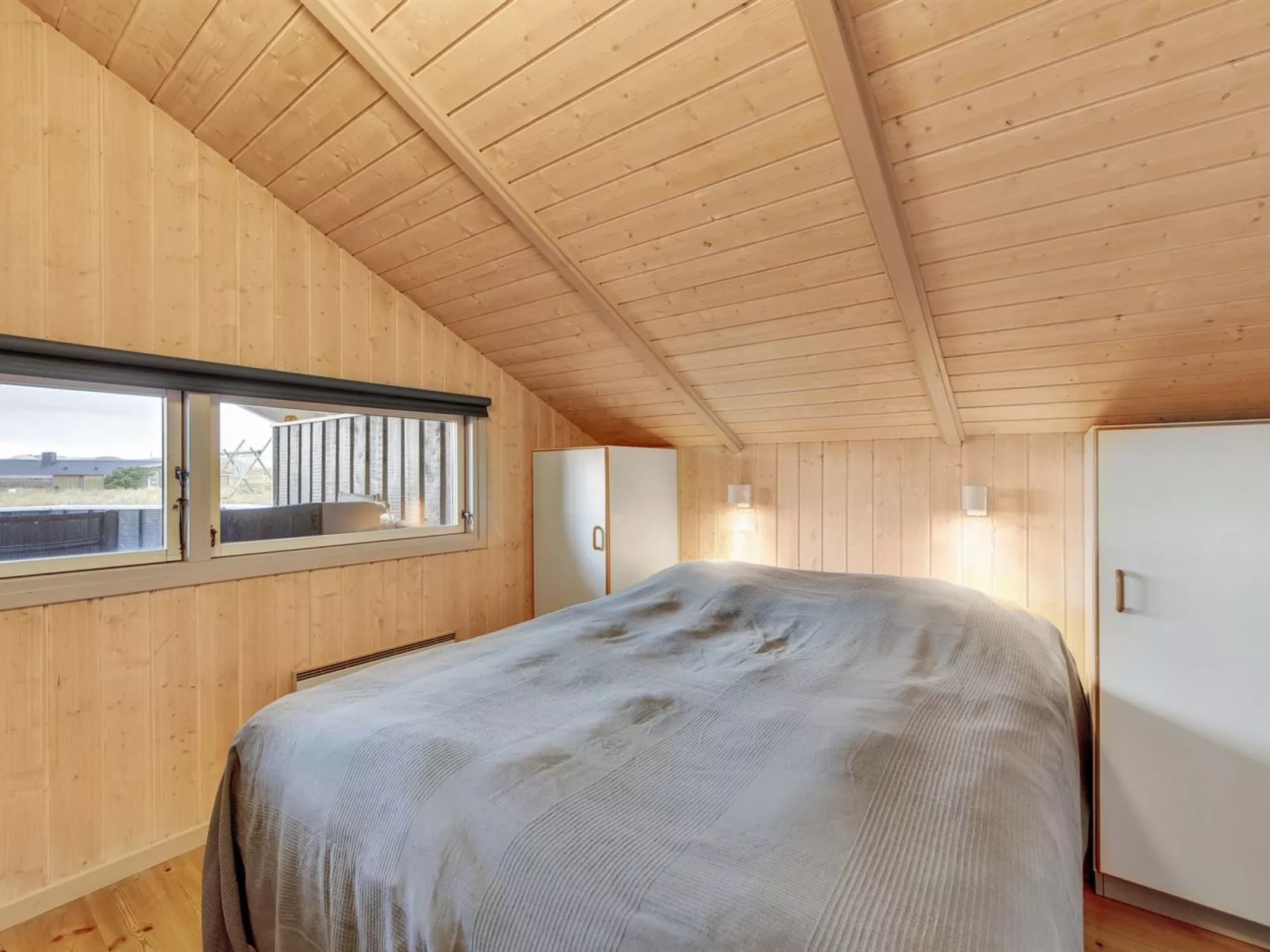 "Durita" - 600m to the fjord-Binnen