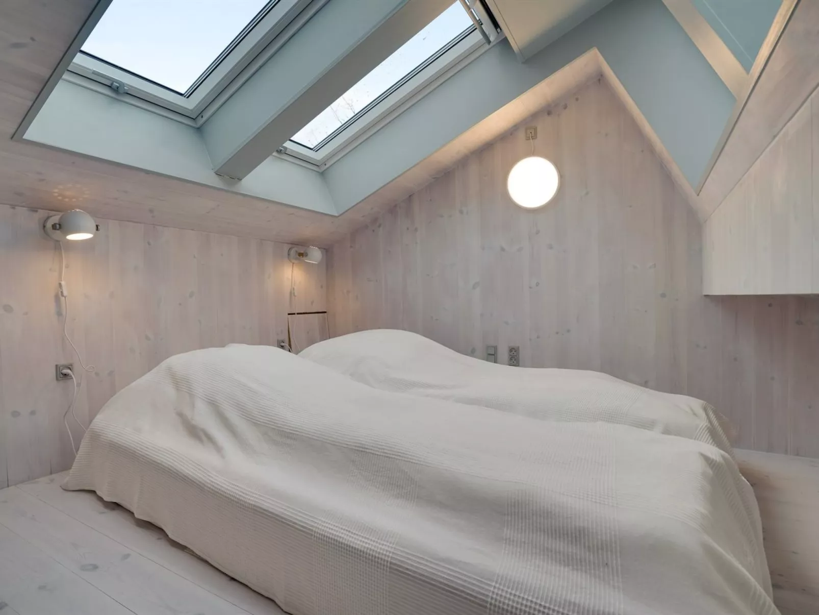 "Vanta" - 10m from the sea-Binnen