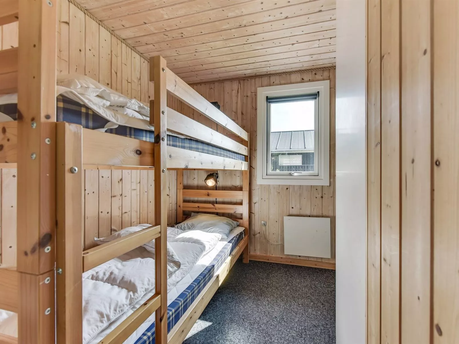 "Alena" - 1km from the sea-Binnen