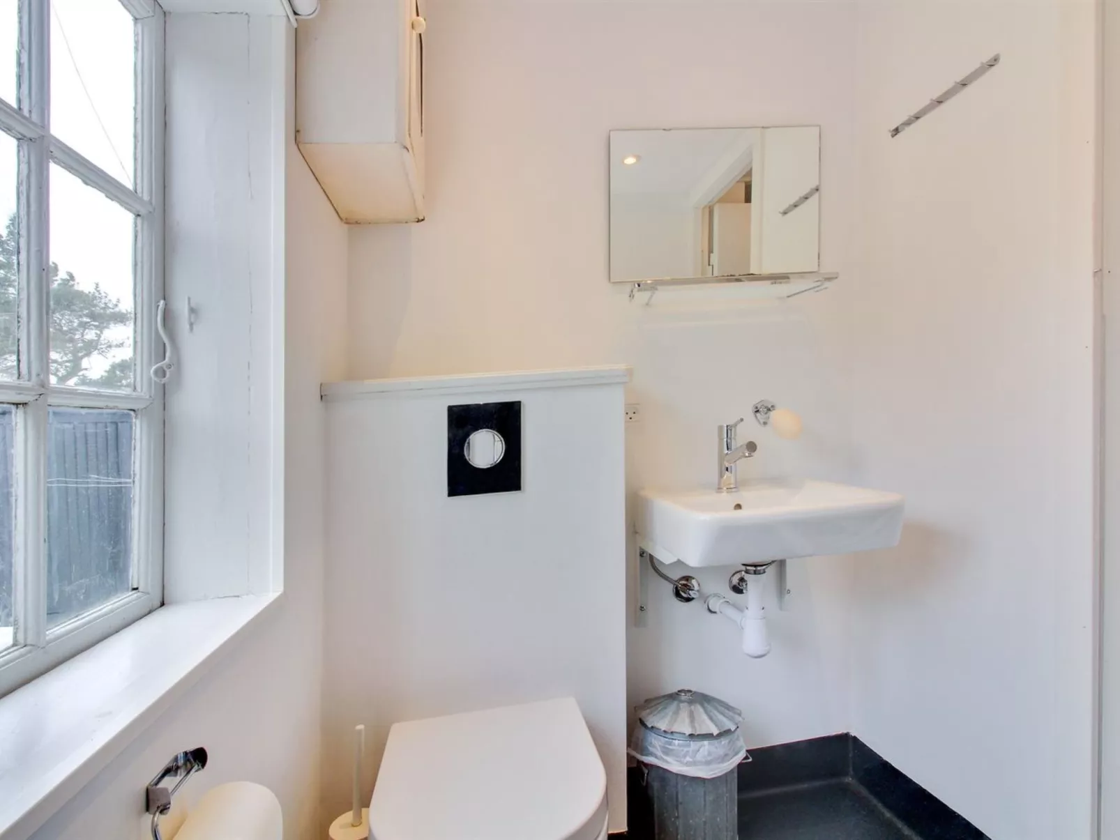 "Kerstin" - 100m from the sea-Binnen