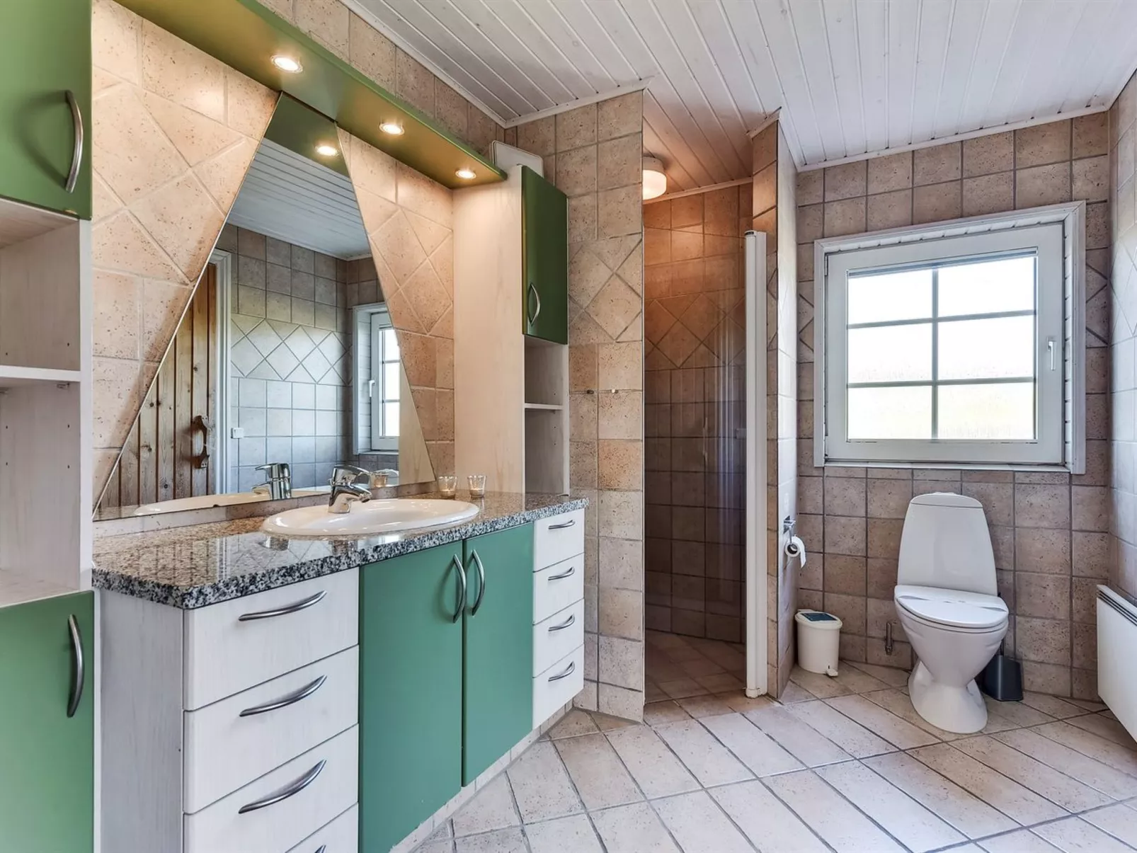 "Aslaug" - 500m from the sea-Binnen