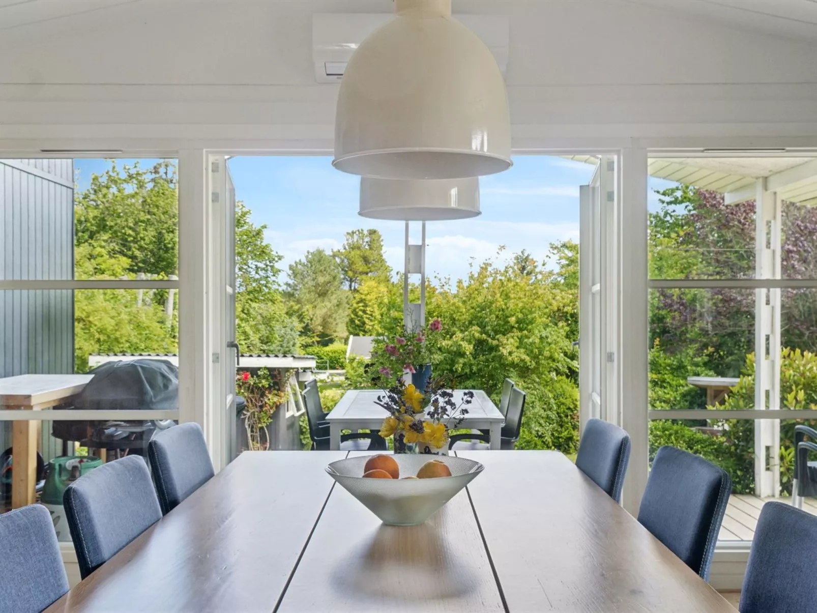 "Donco" - 600m from the sea-Binnen