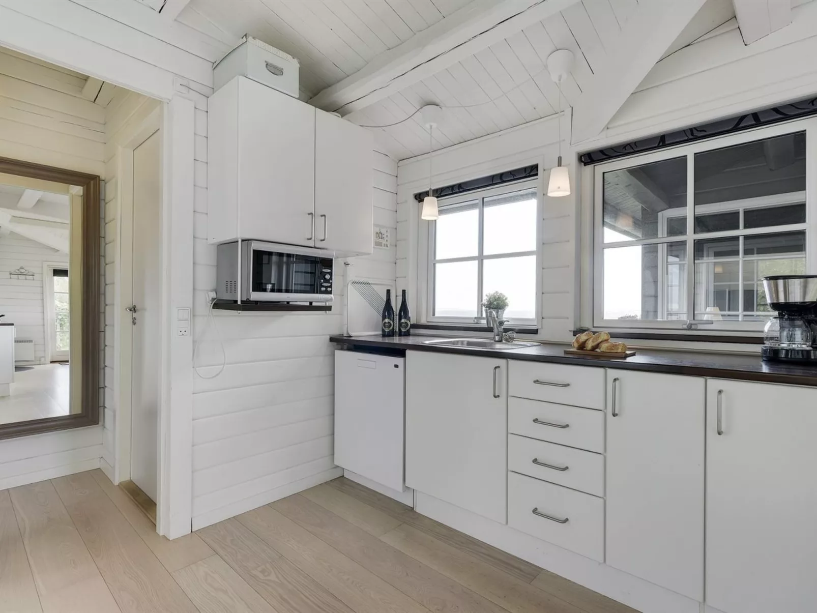 "Orsa" - 80m from the sea-Binnen