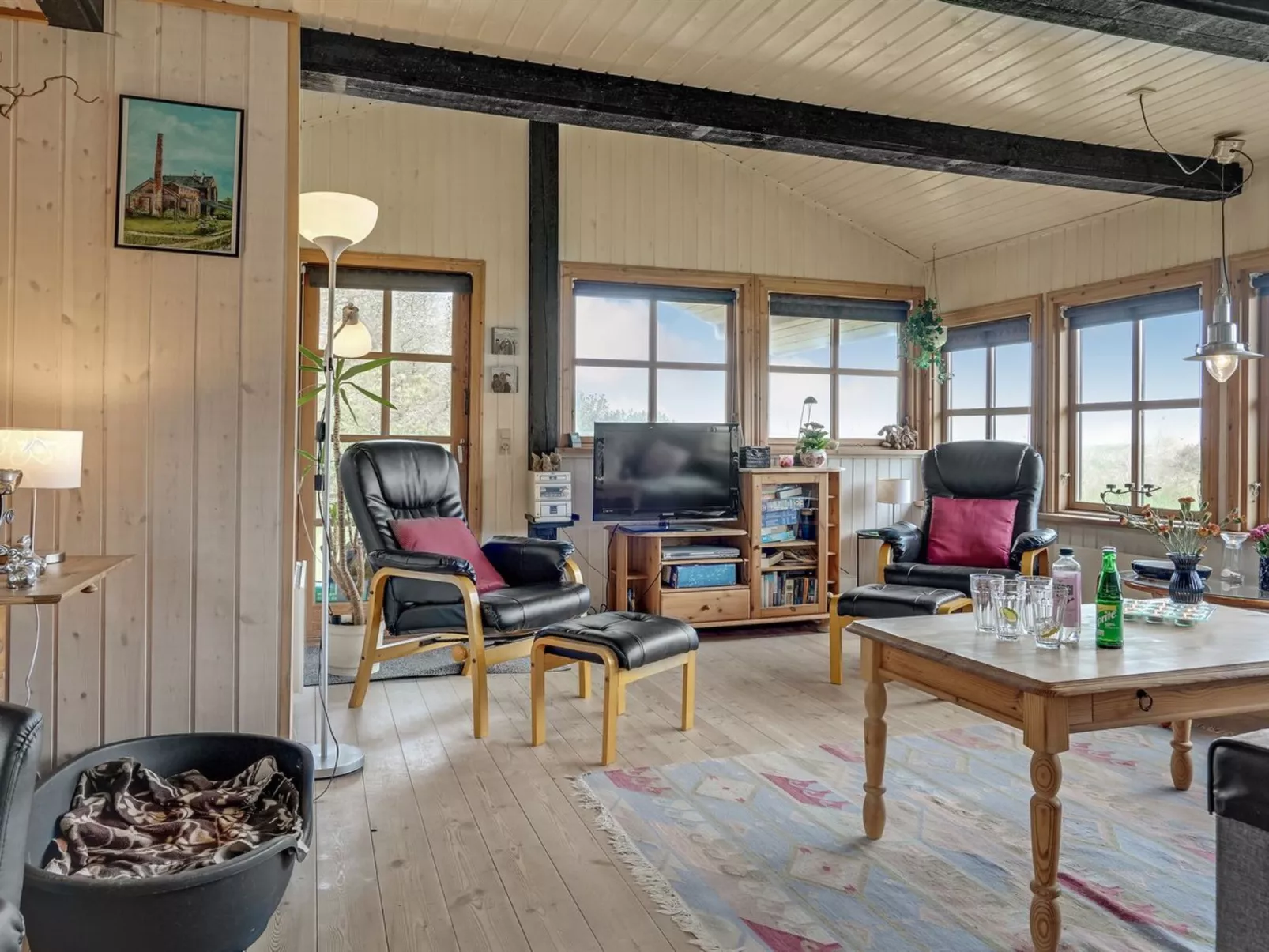 "Marite" - 200m from the sea-Binnen