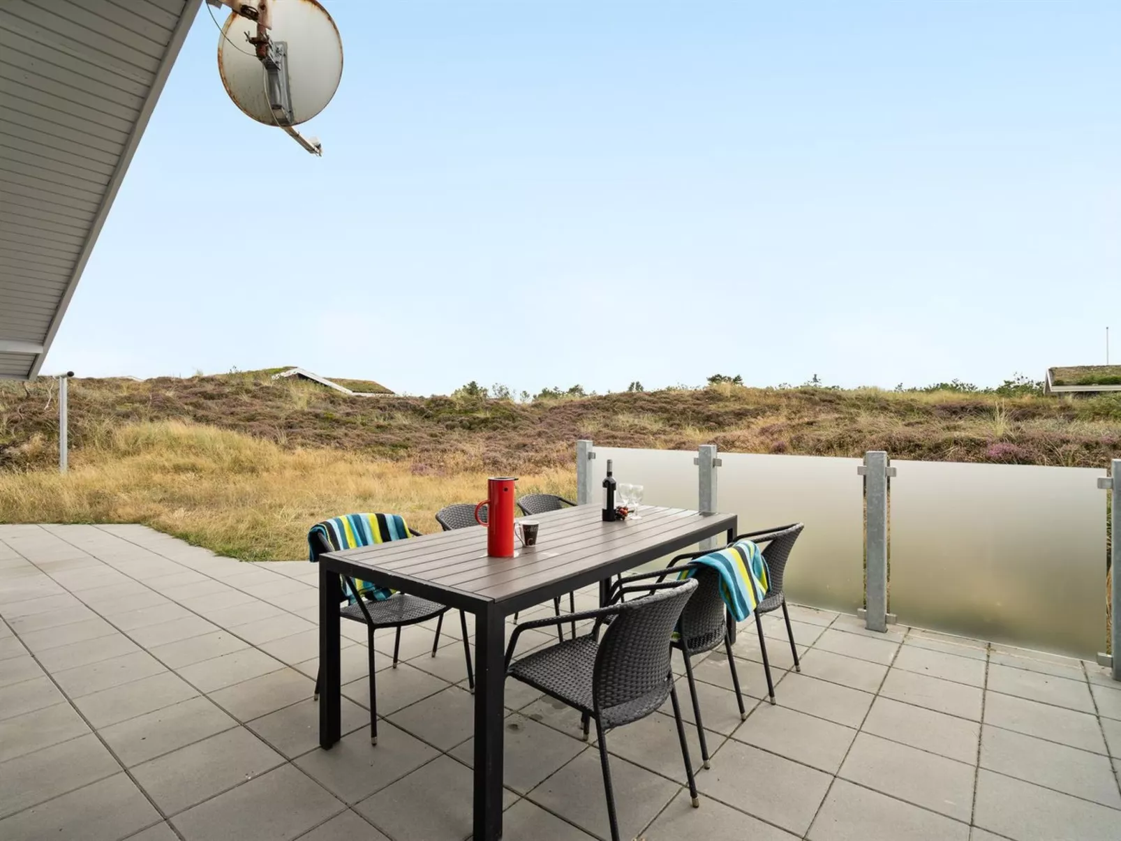 "Tennie" - 300m from the sea-Buiten