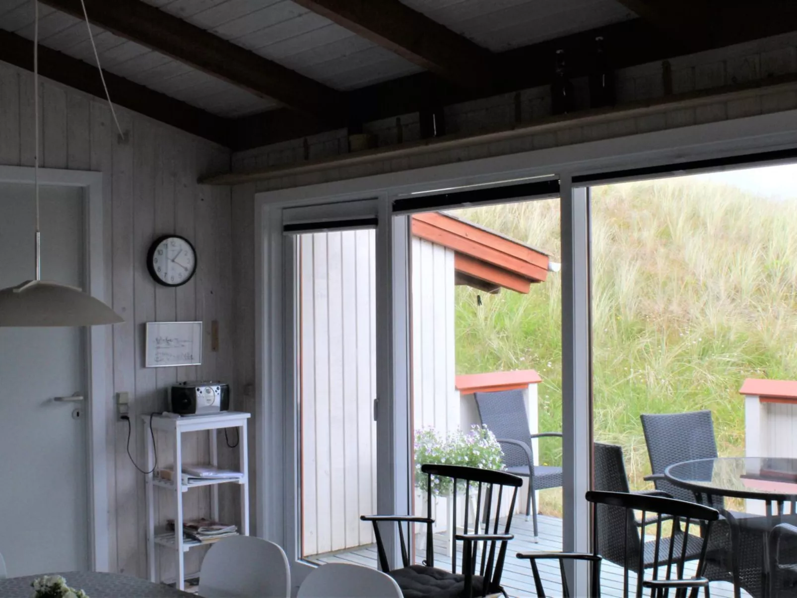 "Jorma" - 250m to the fjord-Buiten