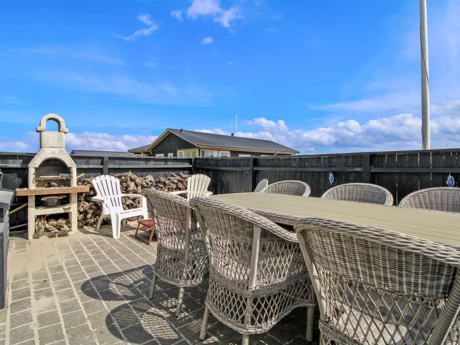 "Jorie" - 100m from the sea-Buiten