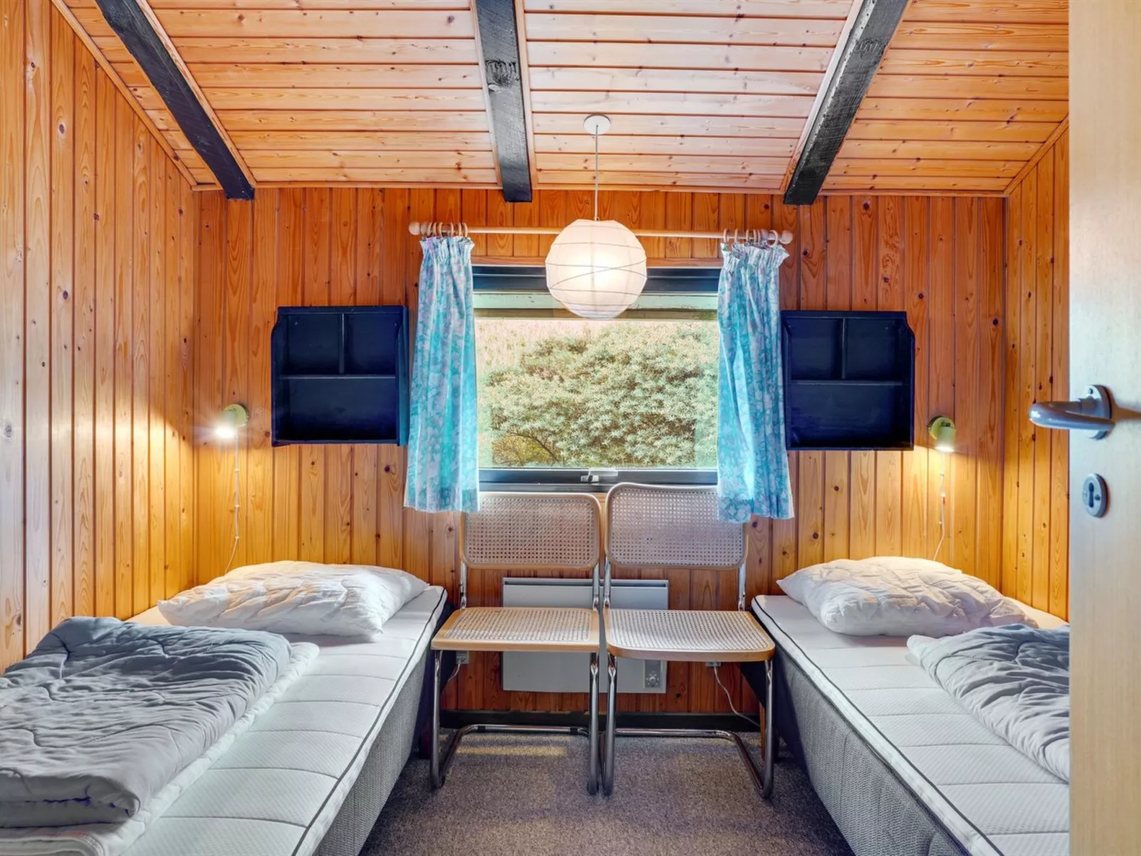 "Madita" - 310m from the sea-Binnen