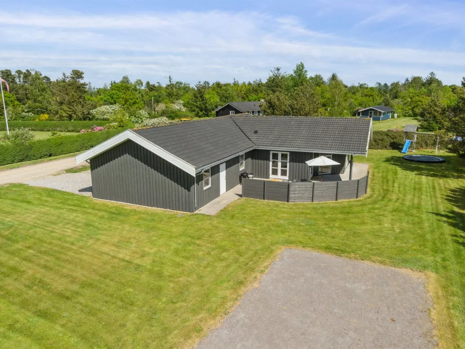 "Ljupco" - 500m to the fjord-Buiten