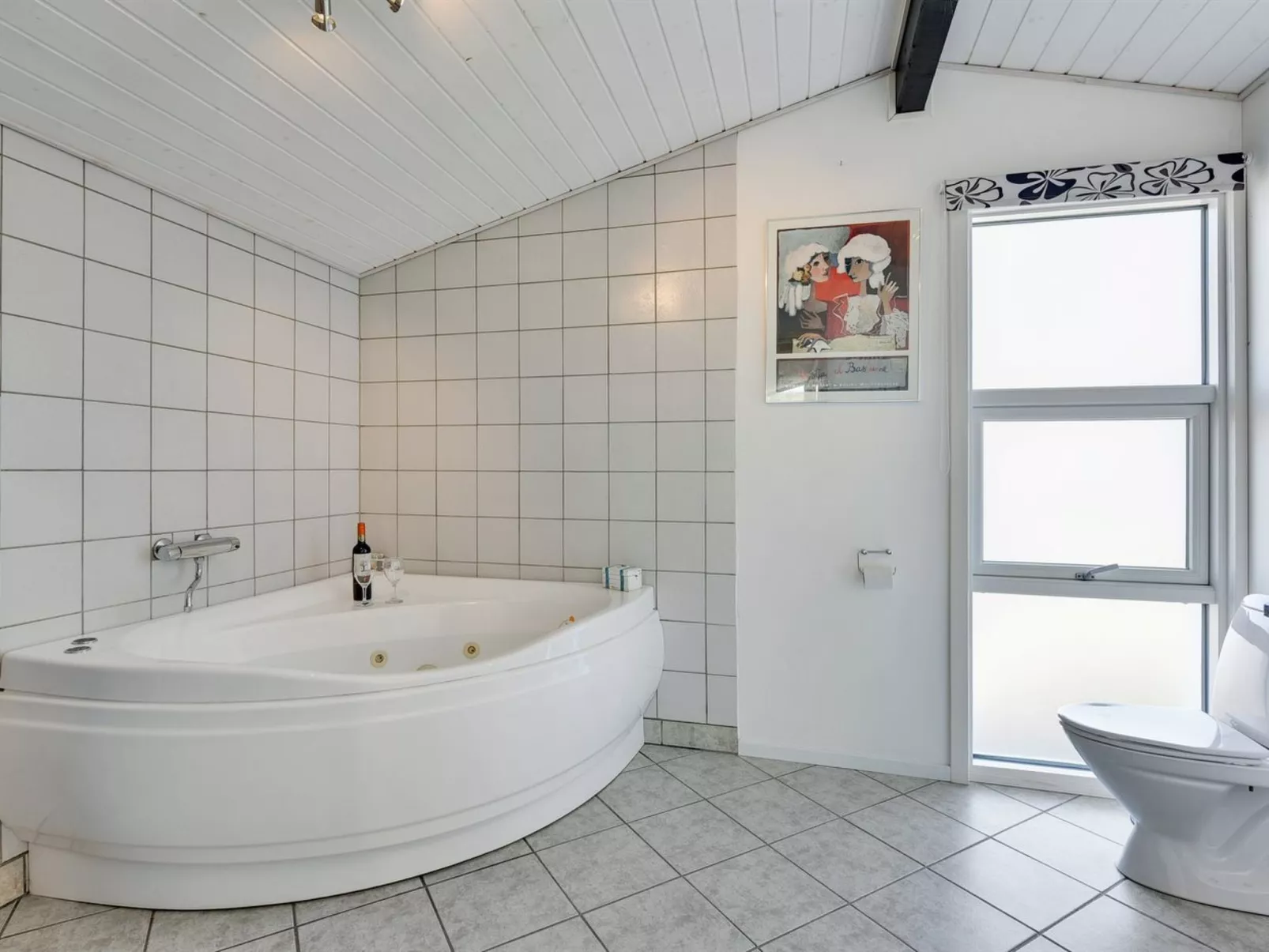 "Jess" -  from the sea-Binnen