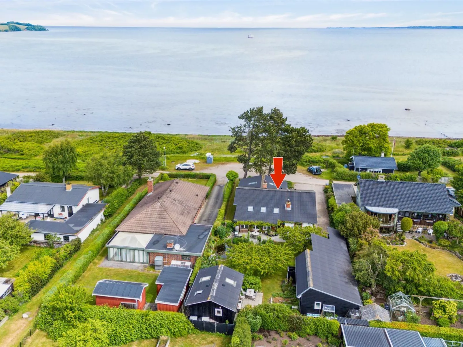 "Varma" - 25m from the sea-Buiten