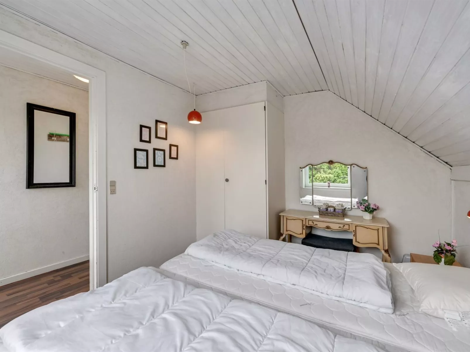 "Earline" - 900m to the fjord-Binnen