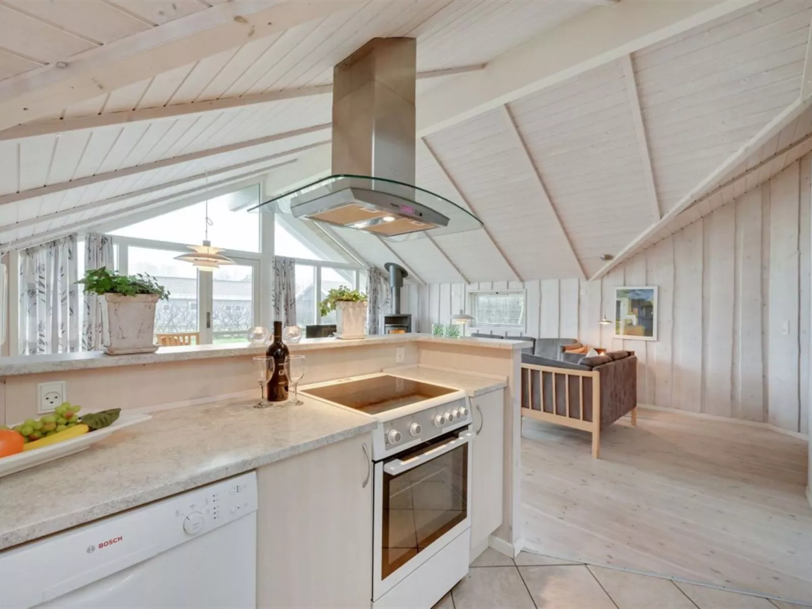 "Clarina" - 800m to the fjord-Binnen