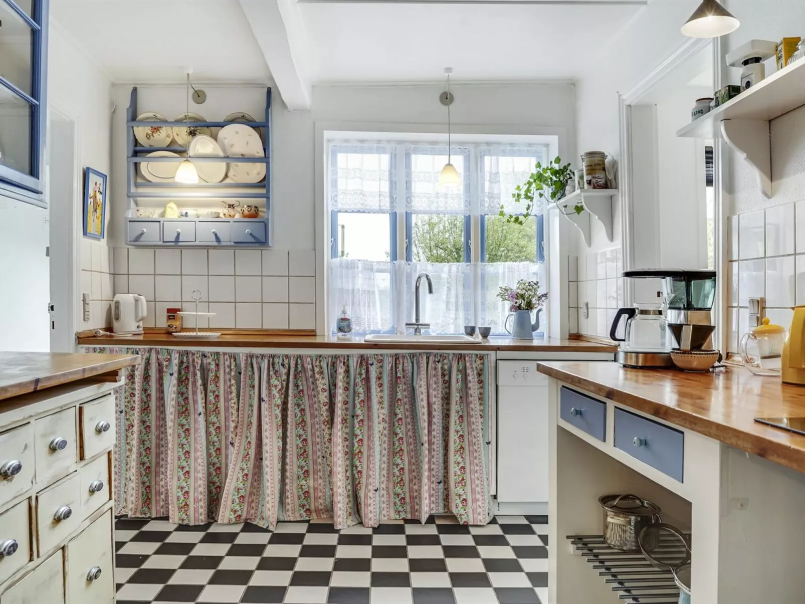 "Ajna" - 9.8km from the sea-Binnen