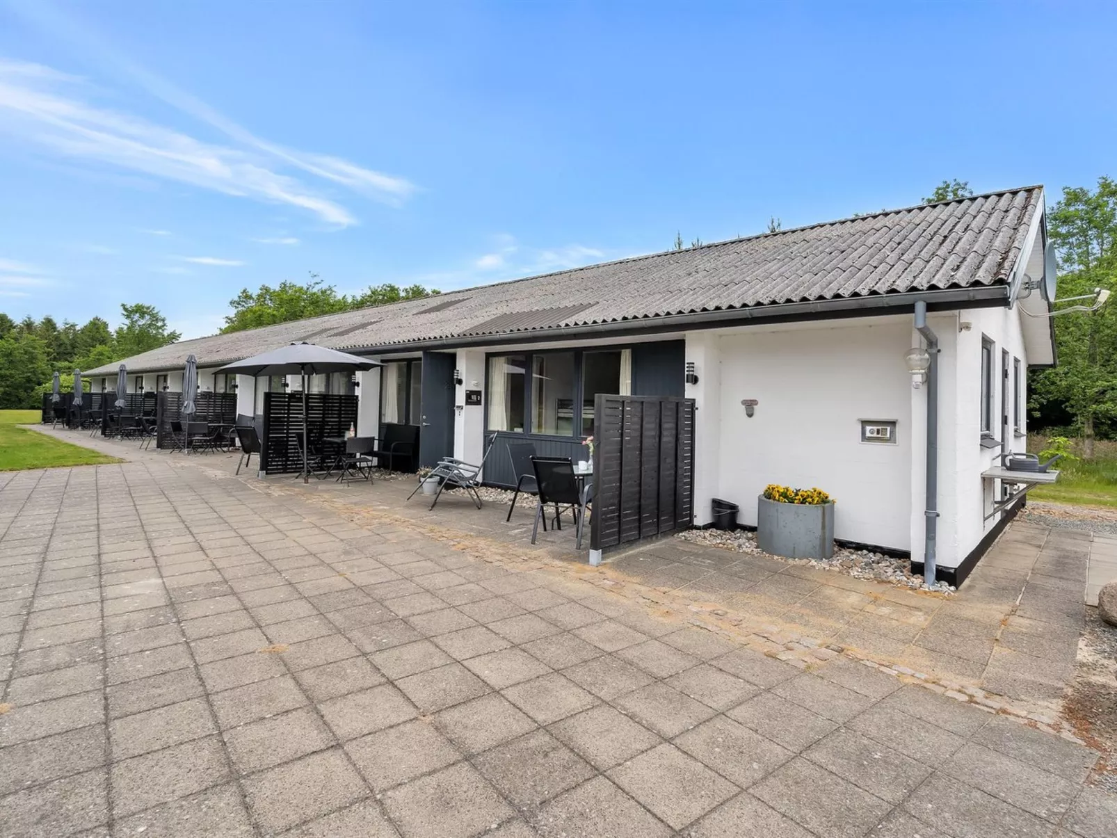 "Arne" - 20km from the sea-Buiten