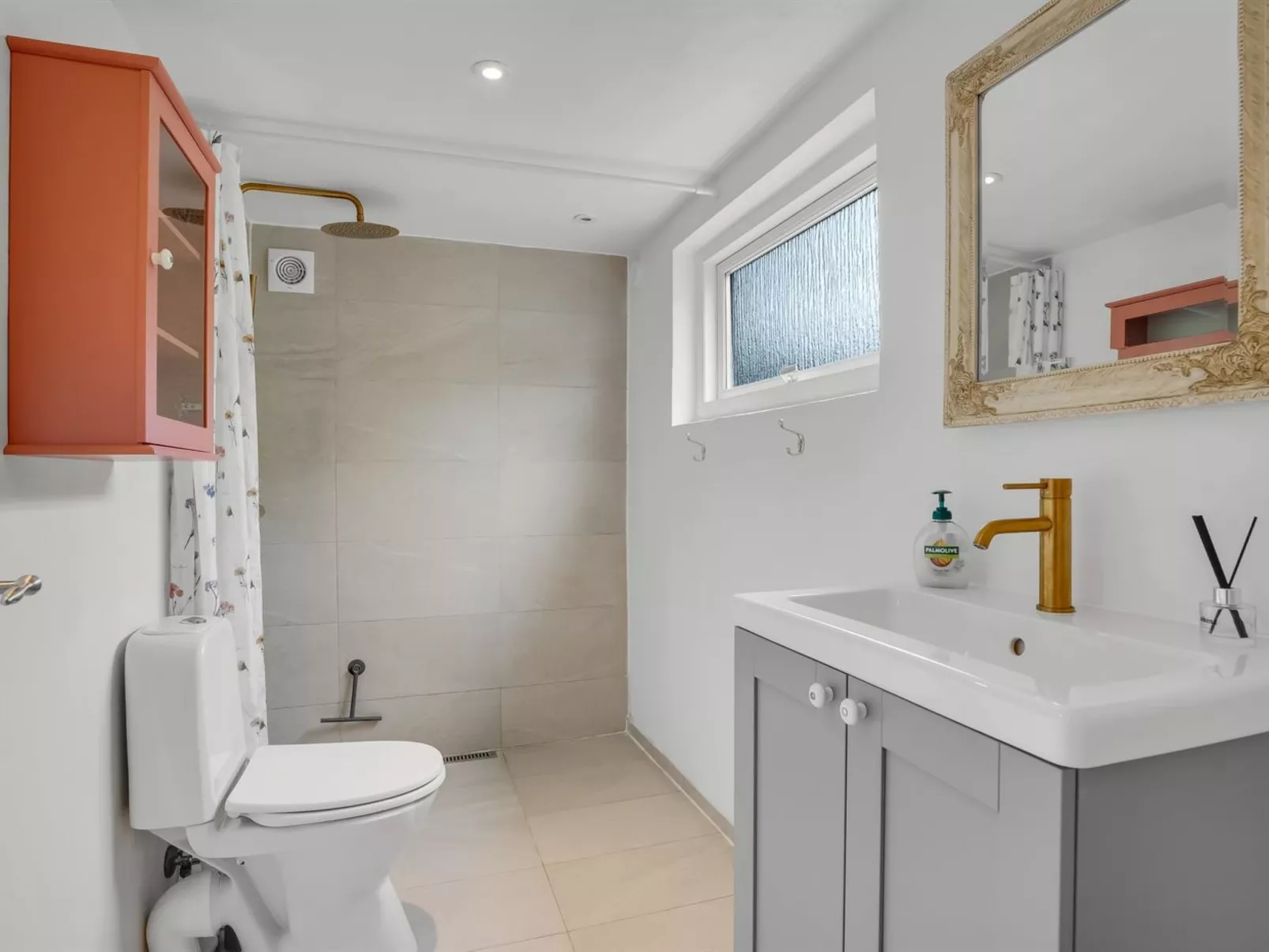 "Onida" - 5.5km from the sea-Binnen