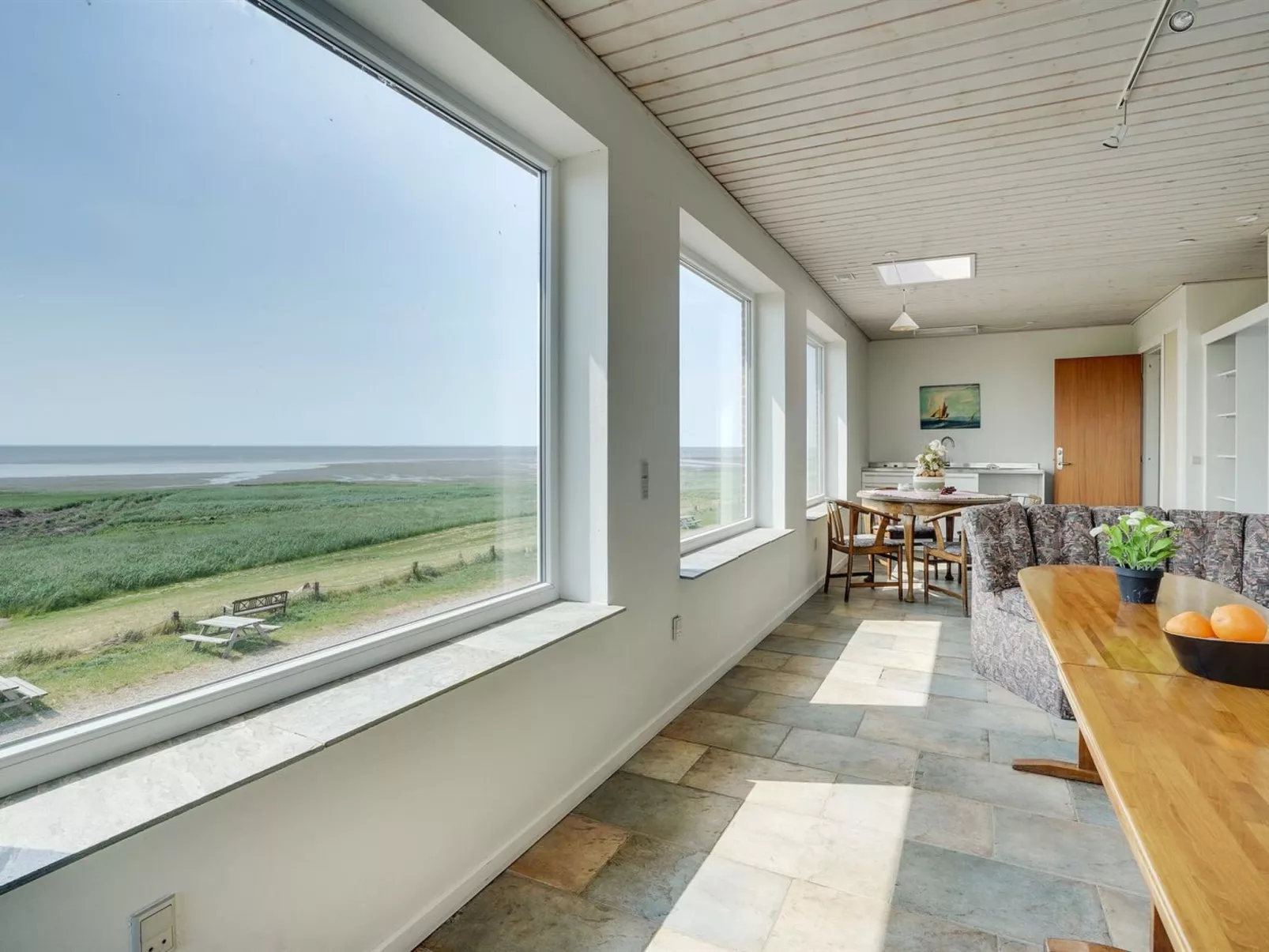 "Stilla" - 35km from the sea-Binnen