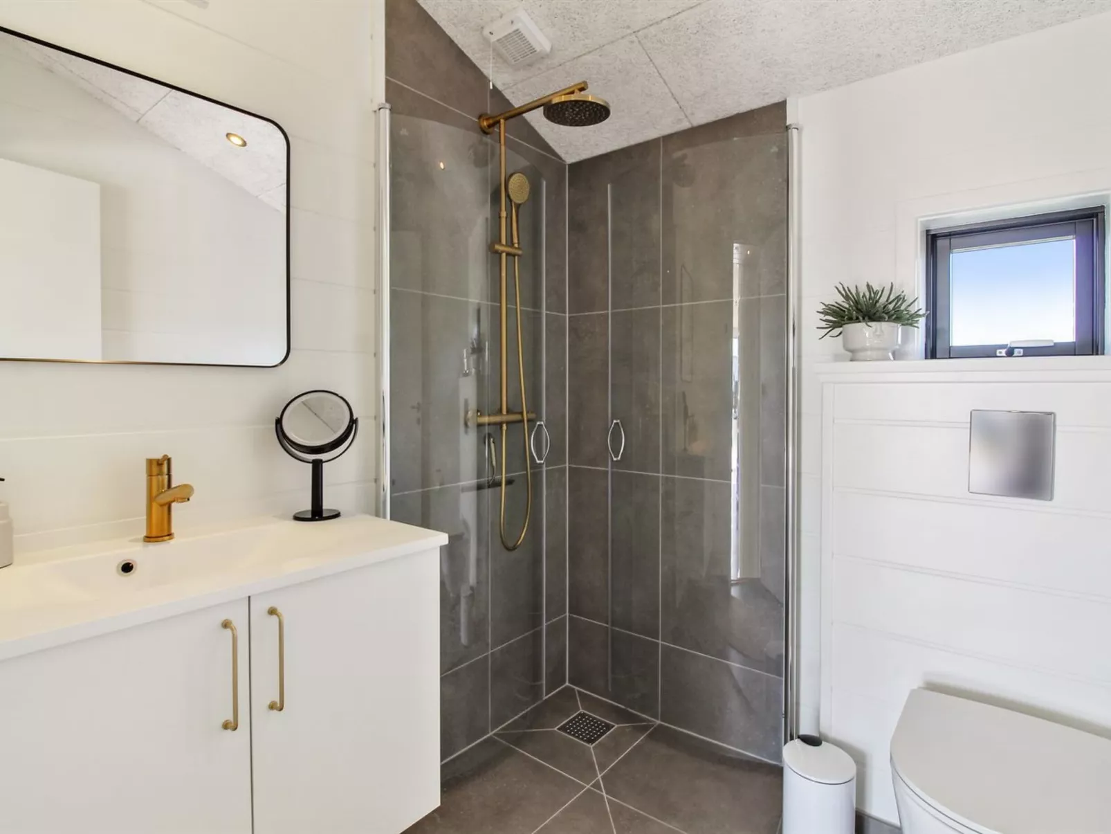 "Serey" - 1.4km from the sea-Binnen