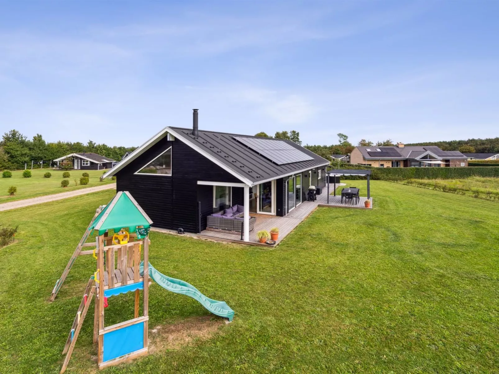 "Amdi" - 700m from the sea-Buiten