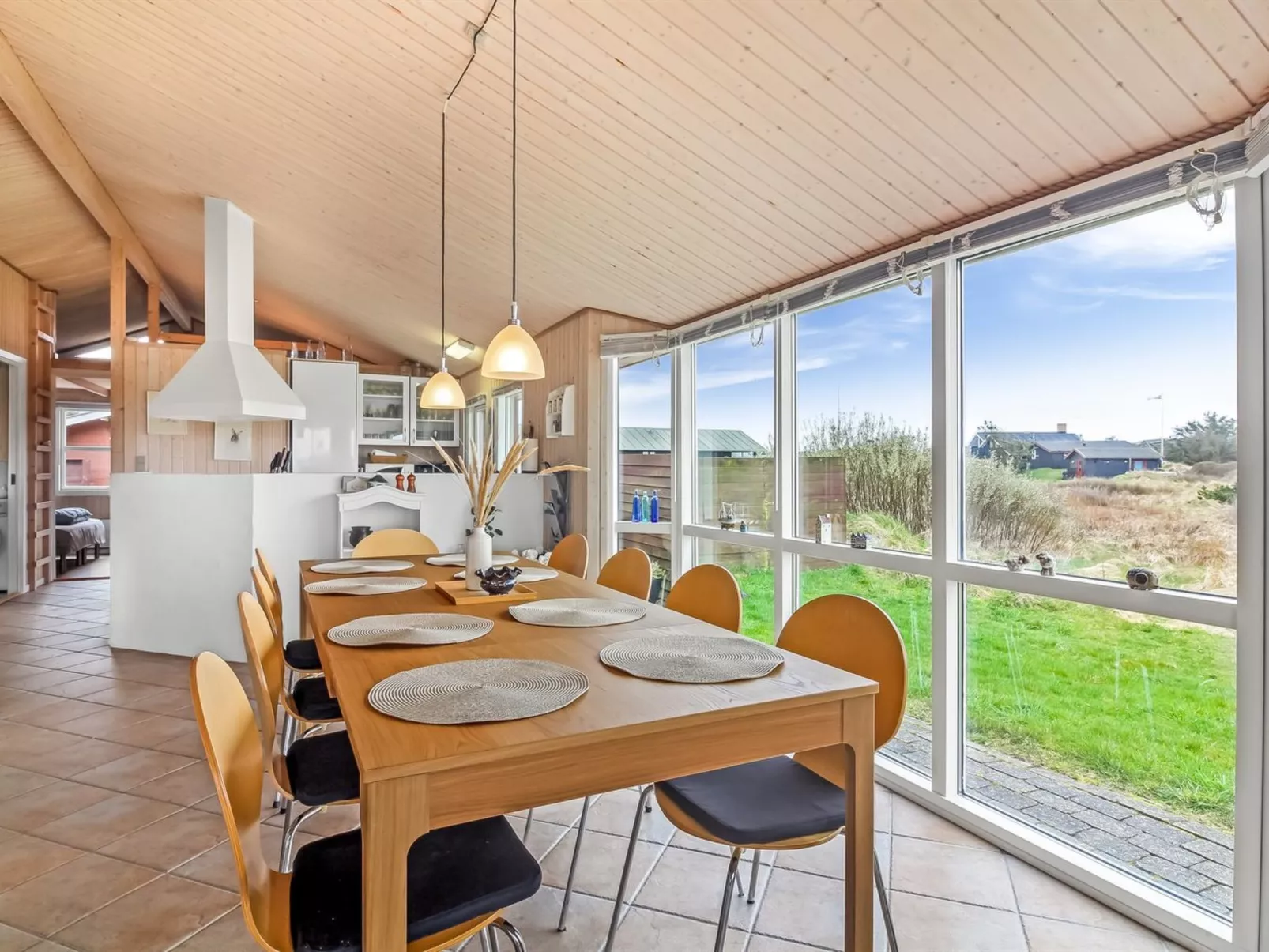 "Zuhra" - 250m from the sea-Binnen