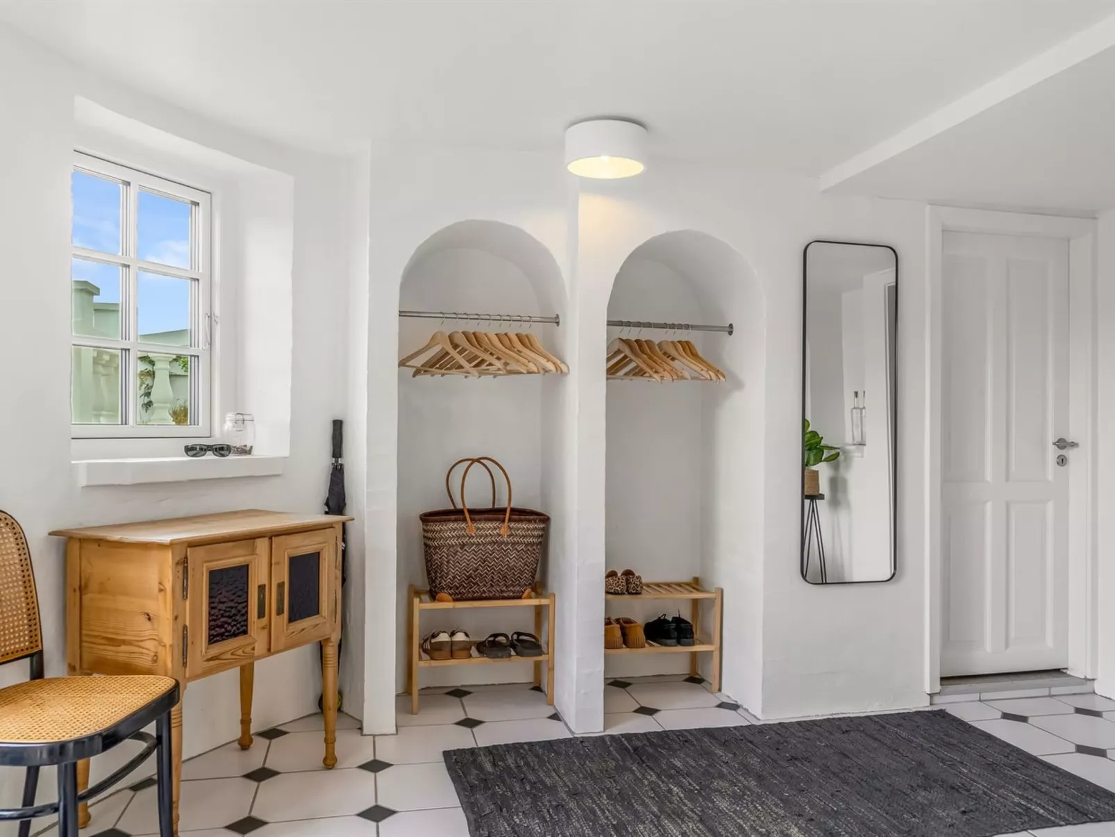 "Edmond" - 150m from the sea-Binnen