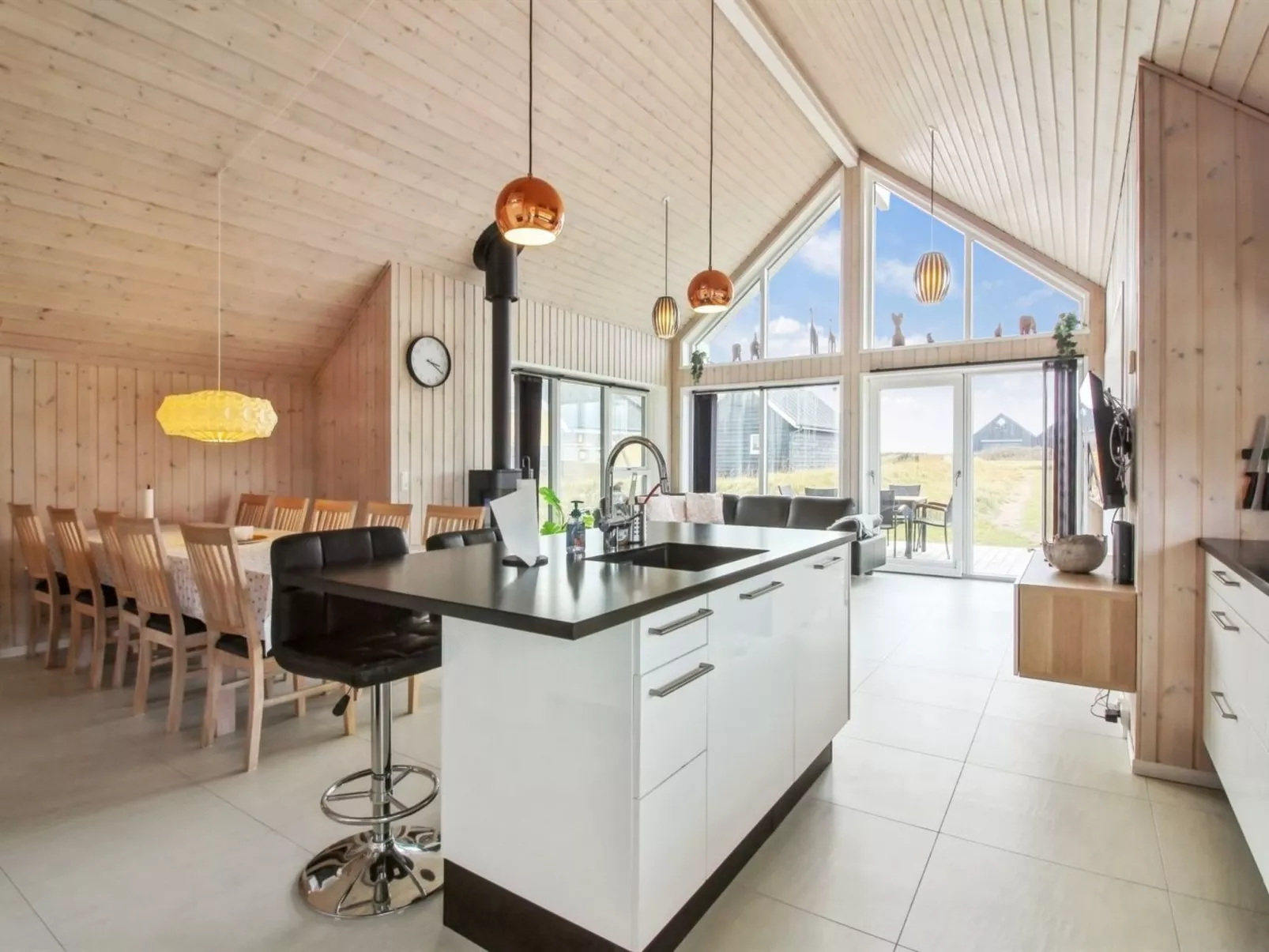 "Othinkarl" - 100m from the sea-Binnen