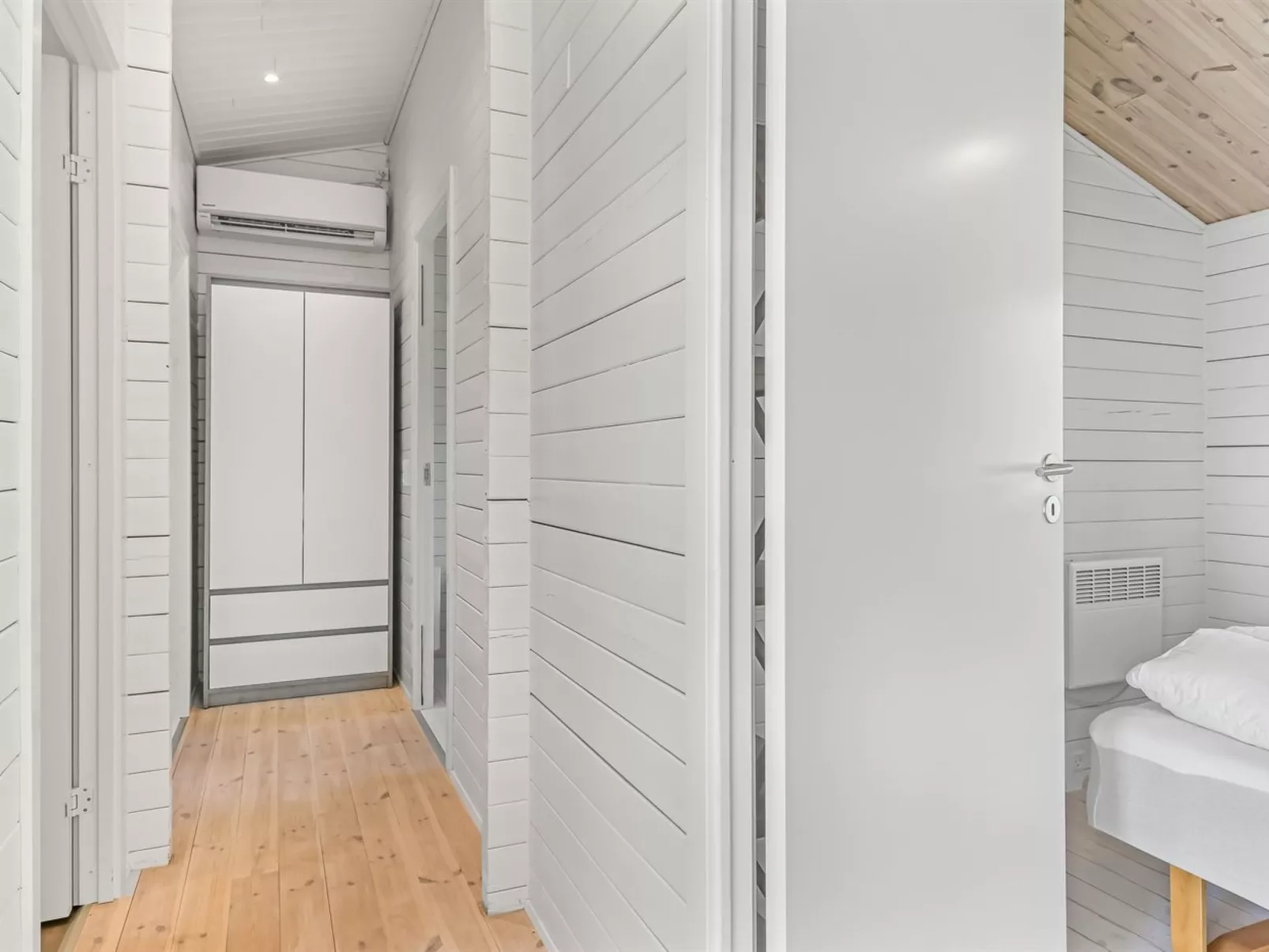 "Thorsten" - 500m from the sea-Binnen