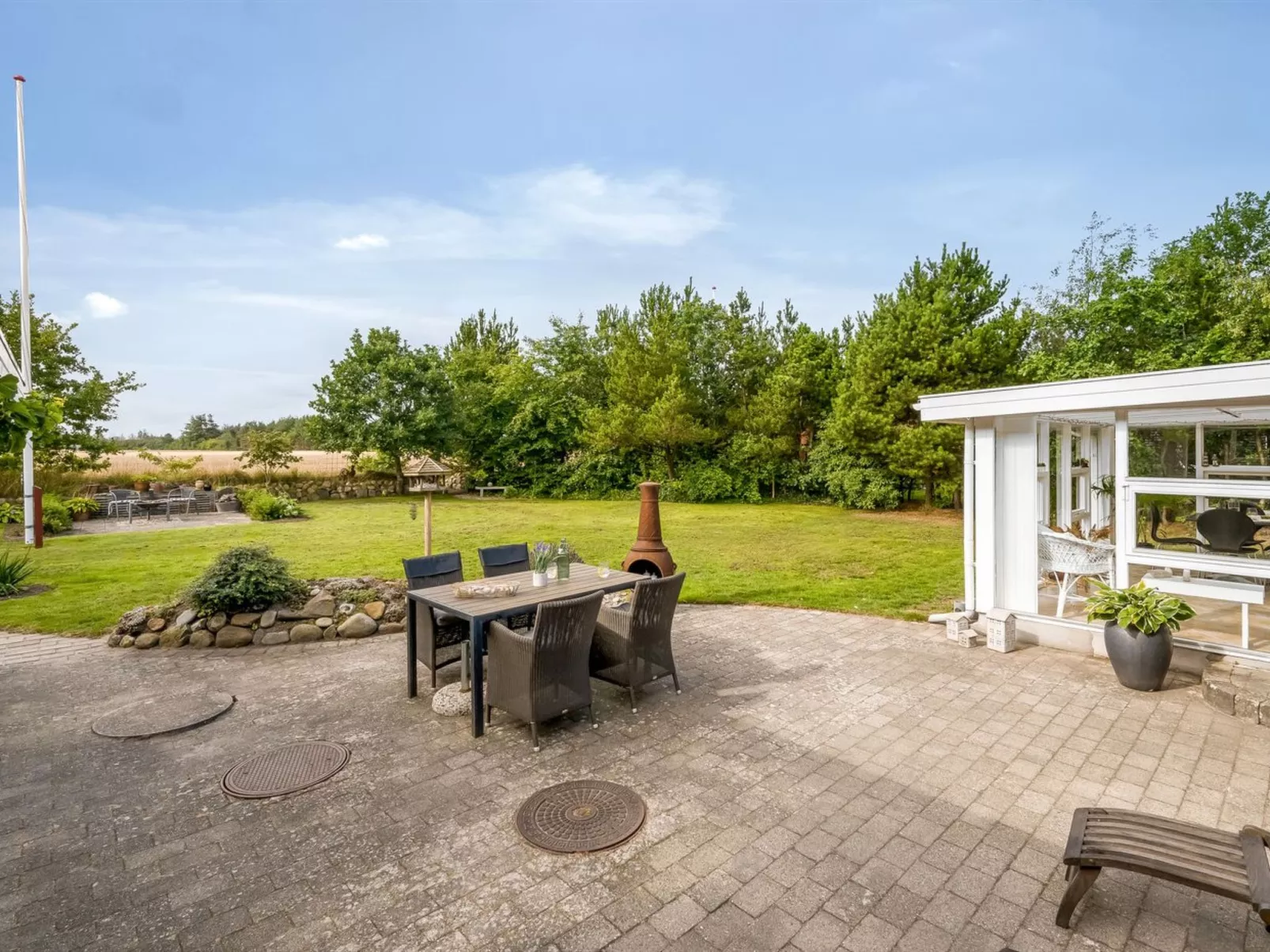 "Waghn" - 800m to the fjord-Buiten