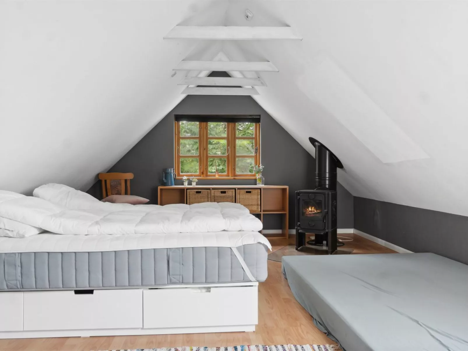 "Finja" - 6km from the sea-Binnen