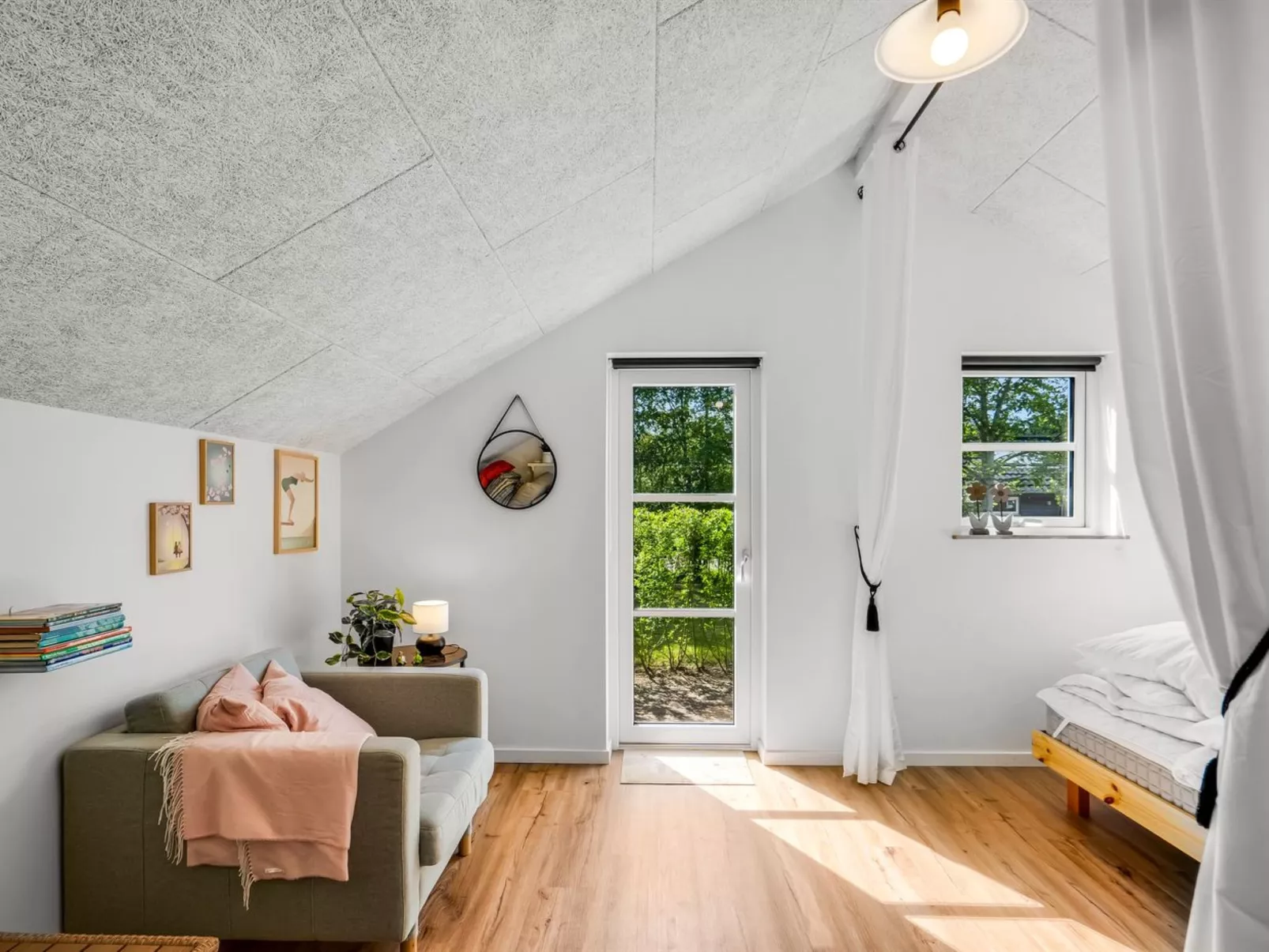 "Roska" - 1.3km from the sea-Binnen