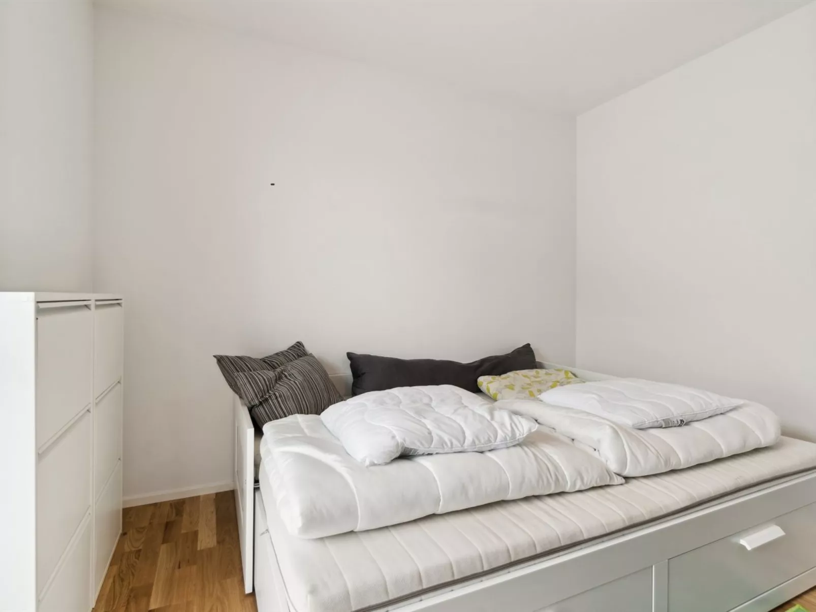 "Helmi" - 1km from the sea-Binnen