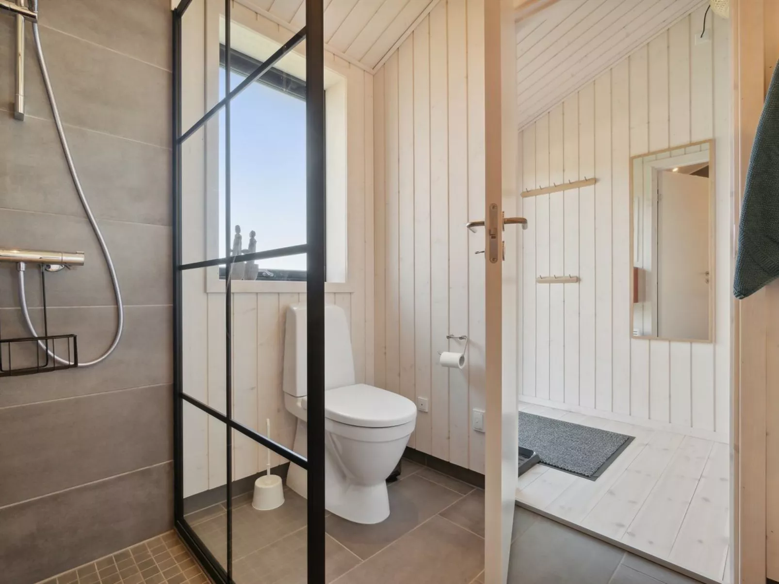 "Enisa" - 800m from the sea-Binnen