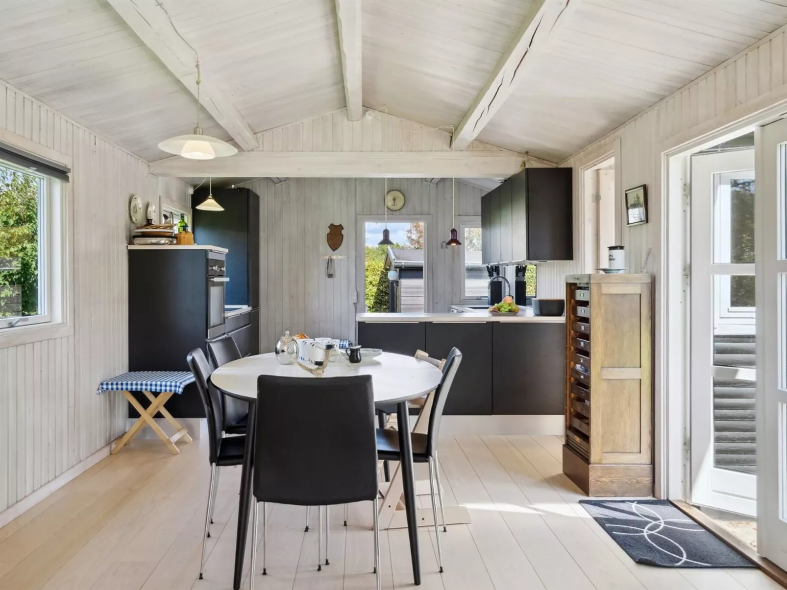 "Imma" -  from the sea-Binnen