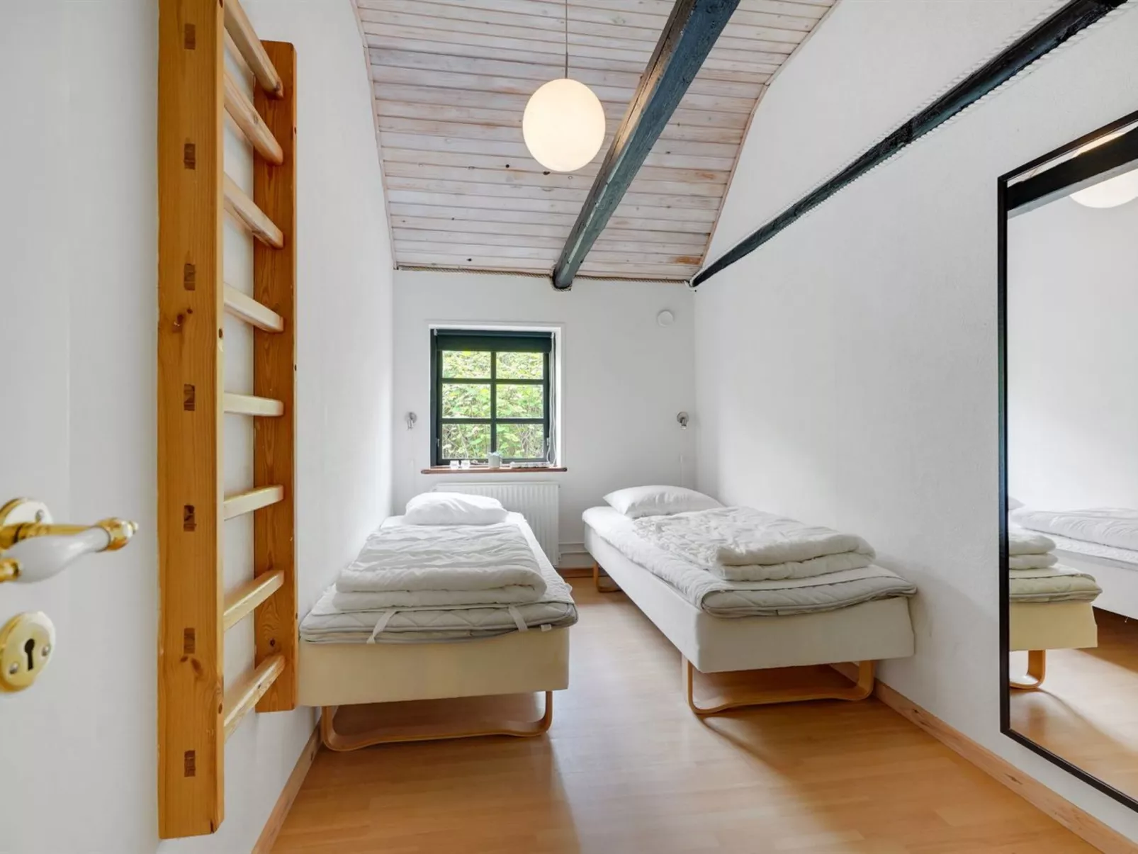 "Iben" - 2.3km from the sea-Binnen