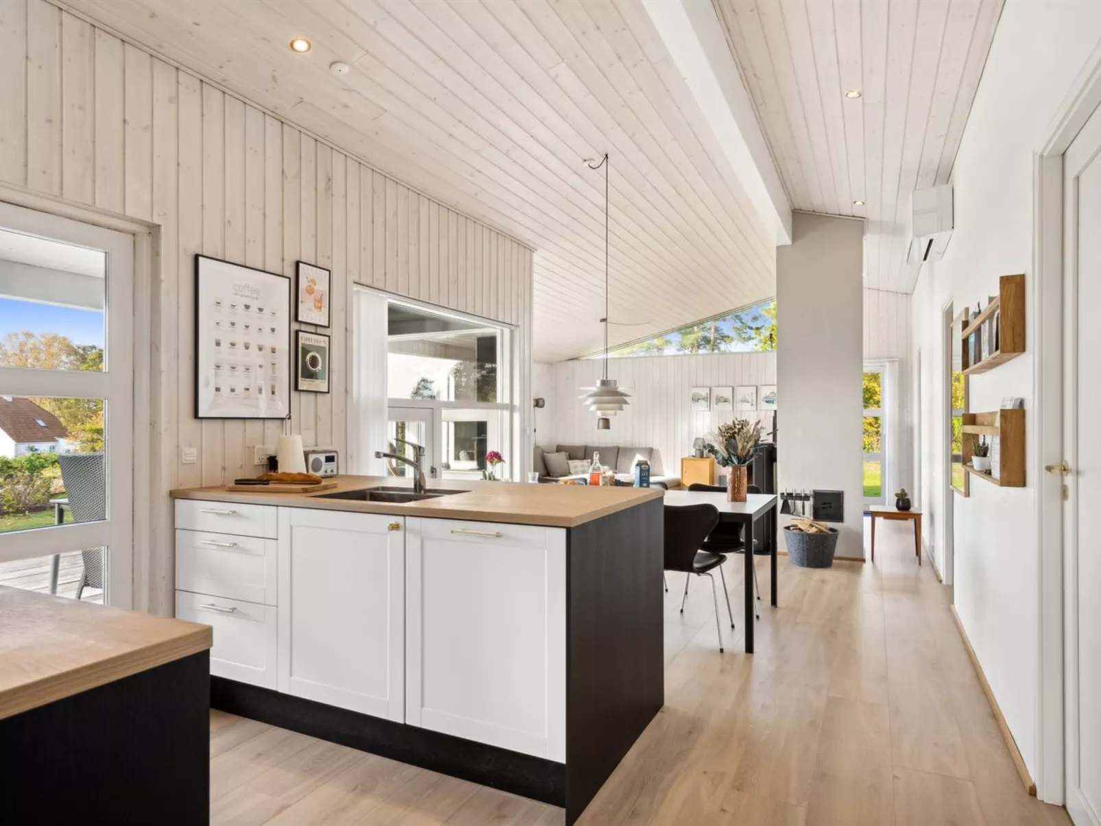 "Liesel" - 700m from the sea-Binnen