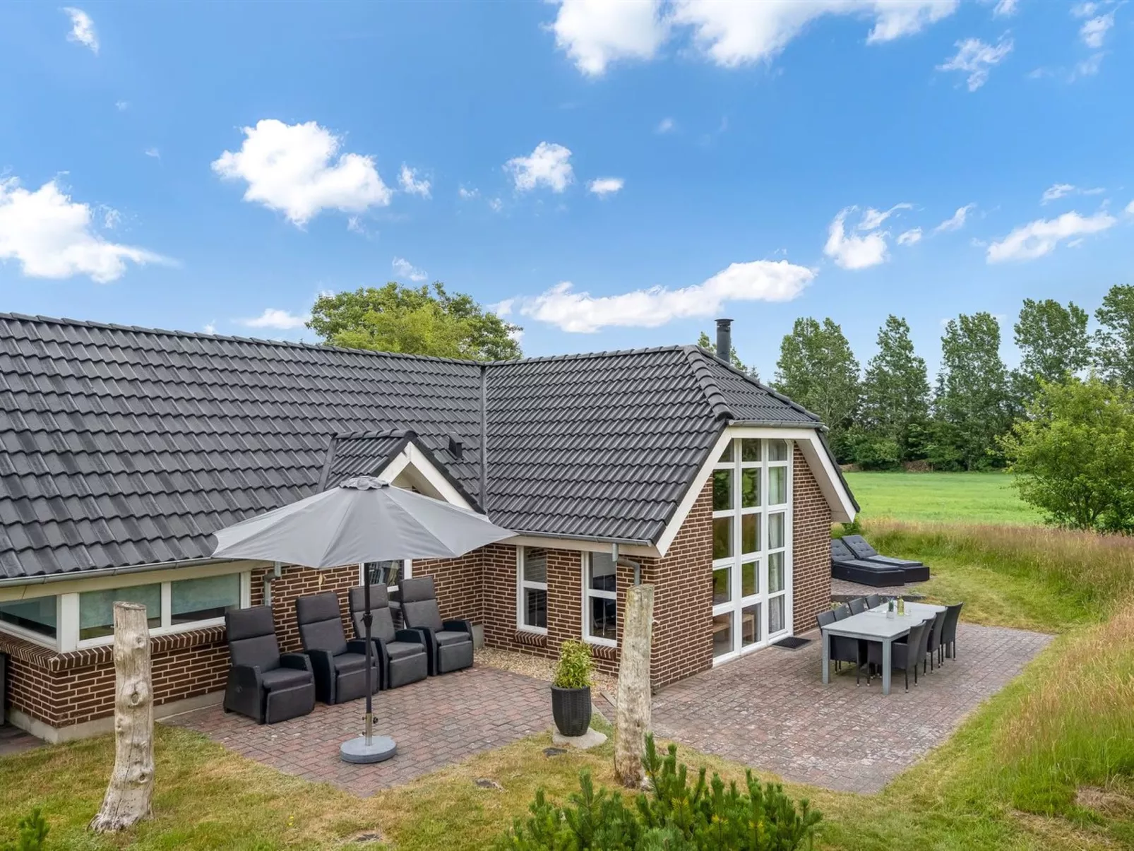 "Annlis" - 4km from the sea-Buiten