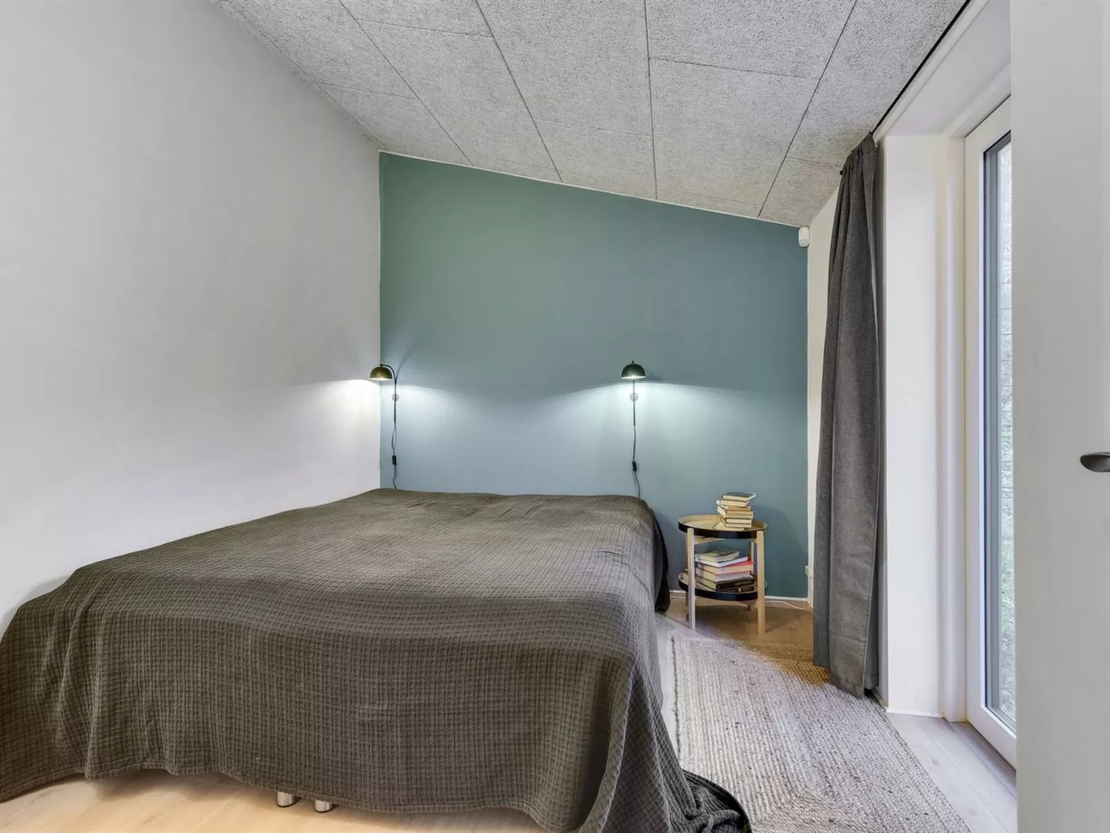 "Lika" - 25m to the fjord-Binnen