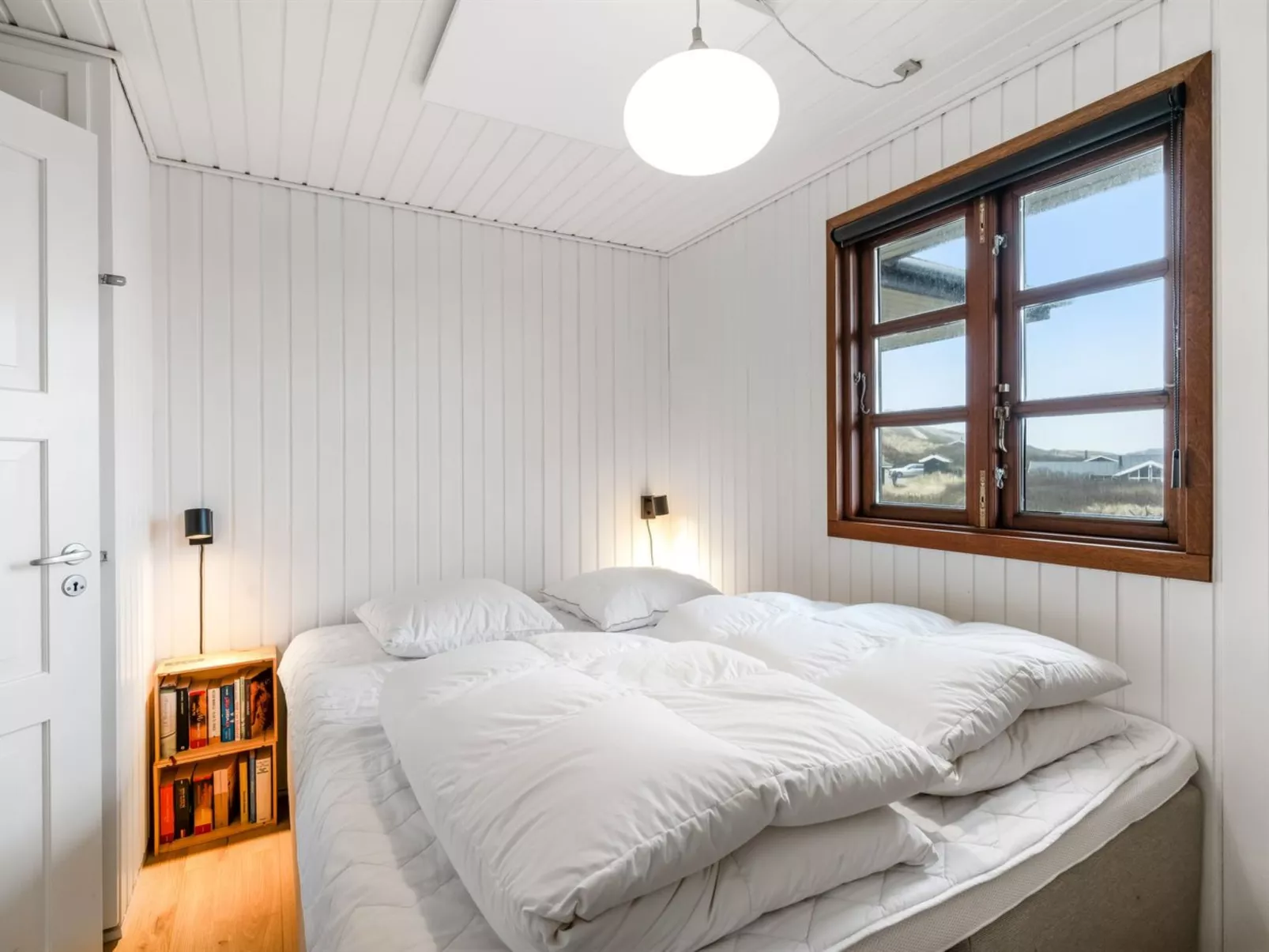 "Eyla" -  from the sea-Binnen