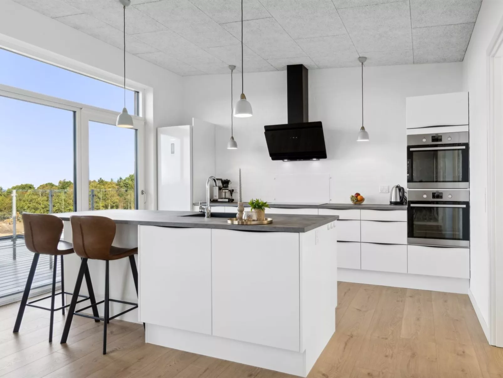 "Ann" - 1.3km from the sea-Binnen