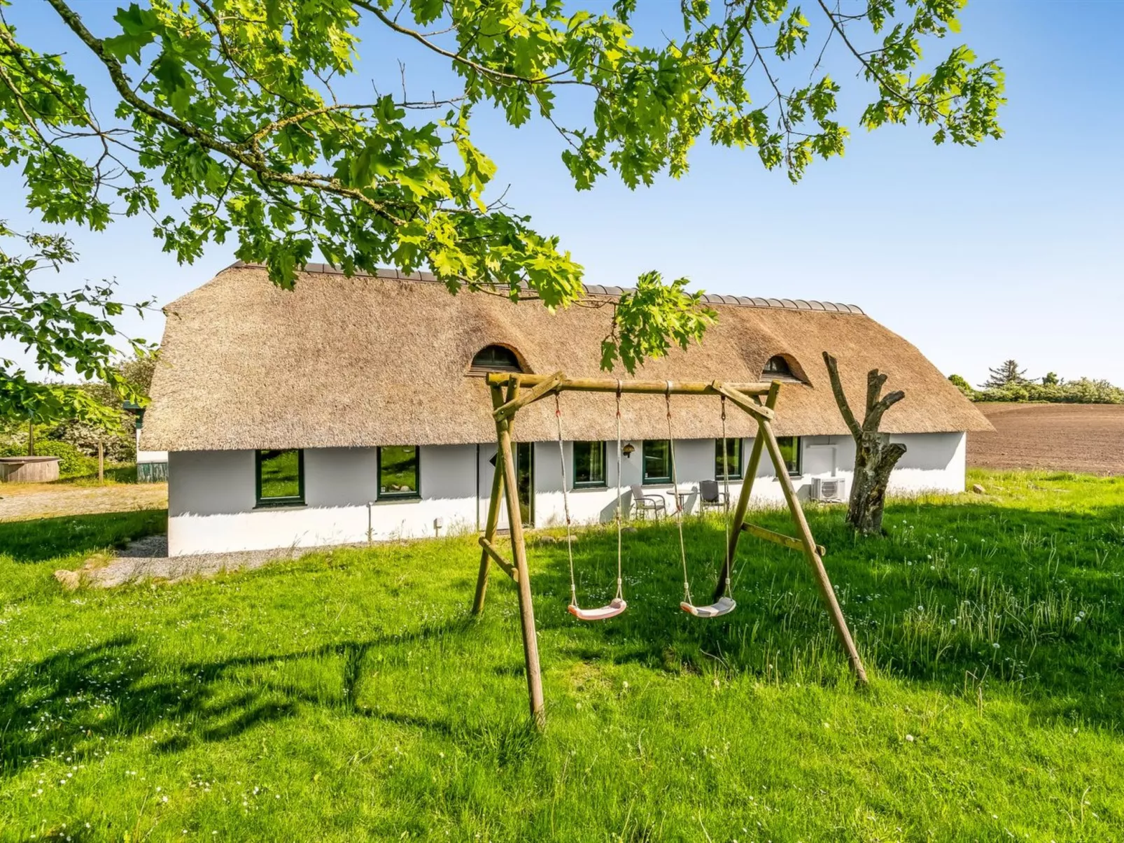 "Annli" - 800m to the fjord-Buiten