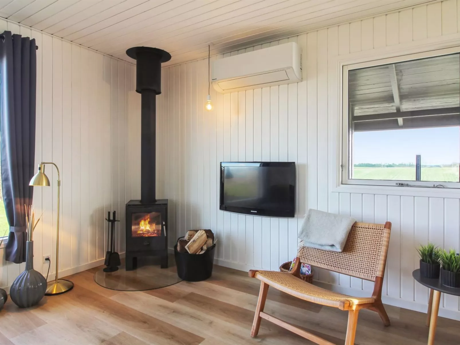 "Lok" - 450m from the sea-Binnen