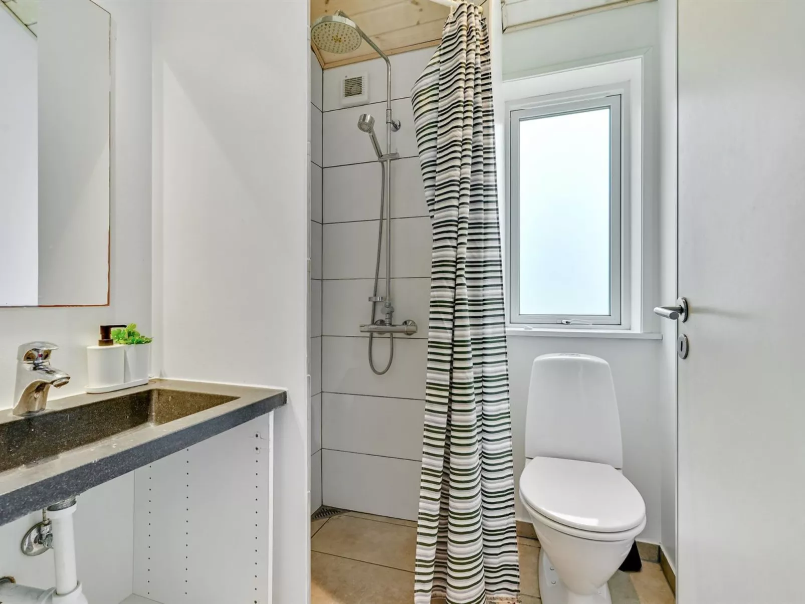 "Jelke" - 520m from the sea-Binnen