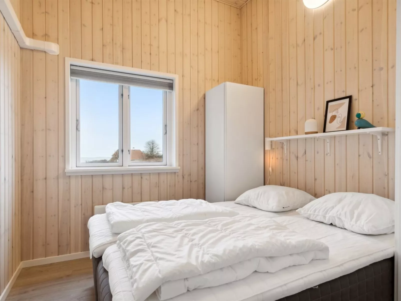 "Halvor" - 275m from the sea-Binnen