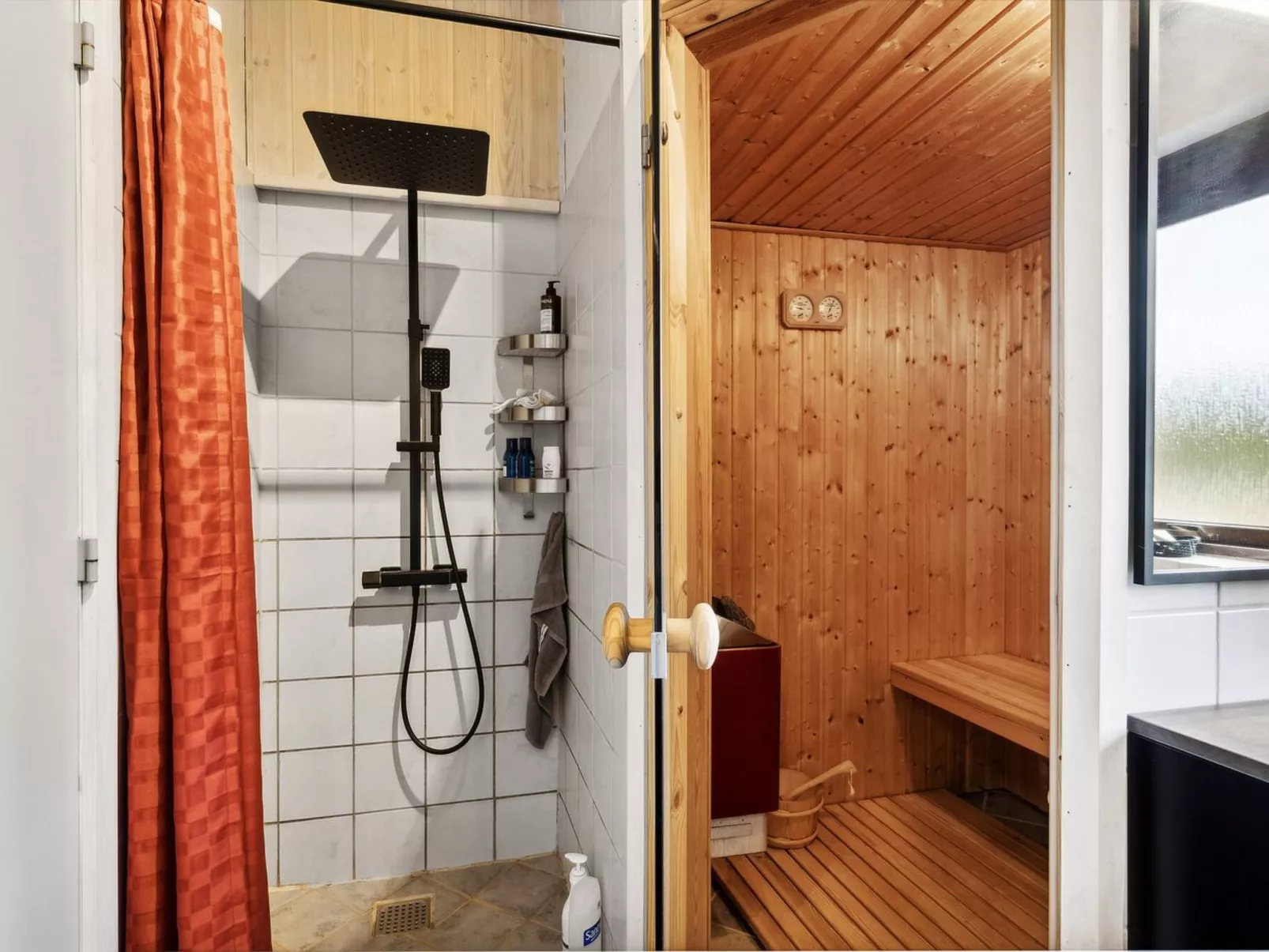 "Nannah" - 100m from the sea-Binnen