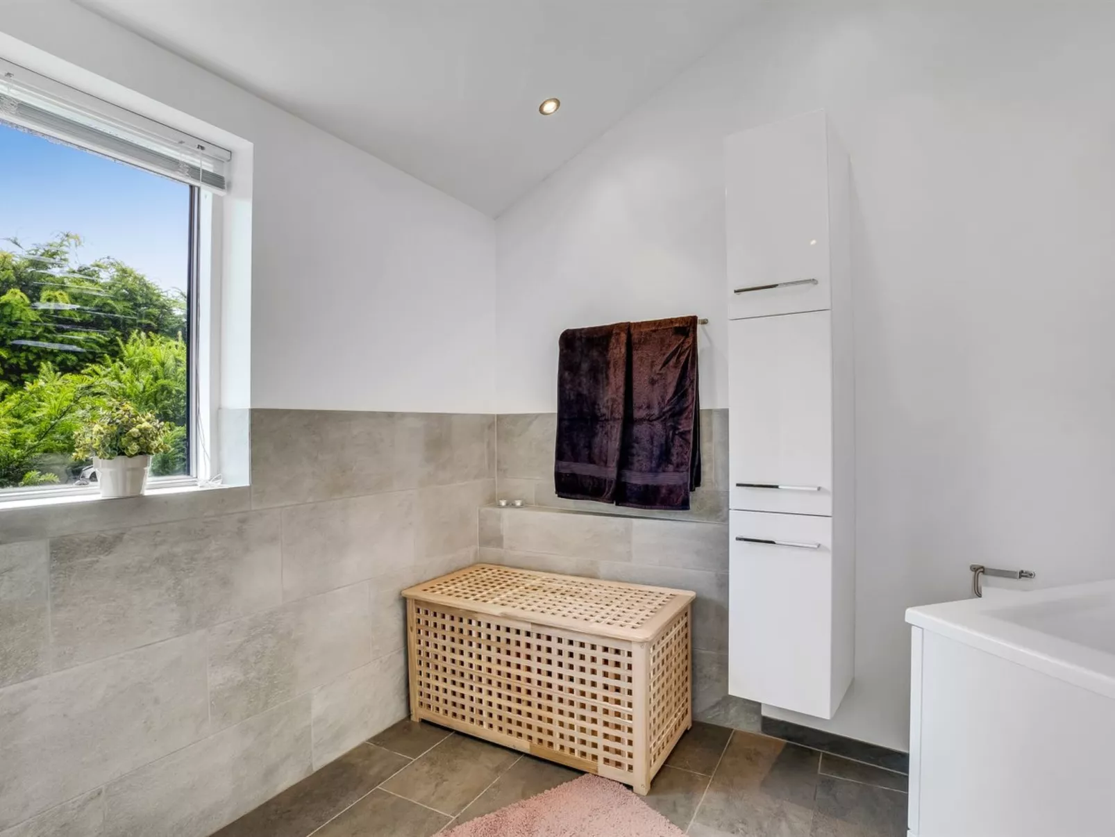 "Zuhra" - 250m from the sea-Binnen