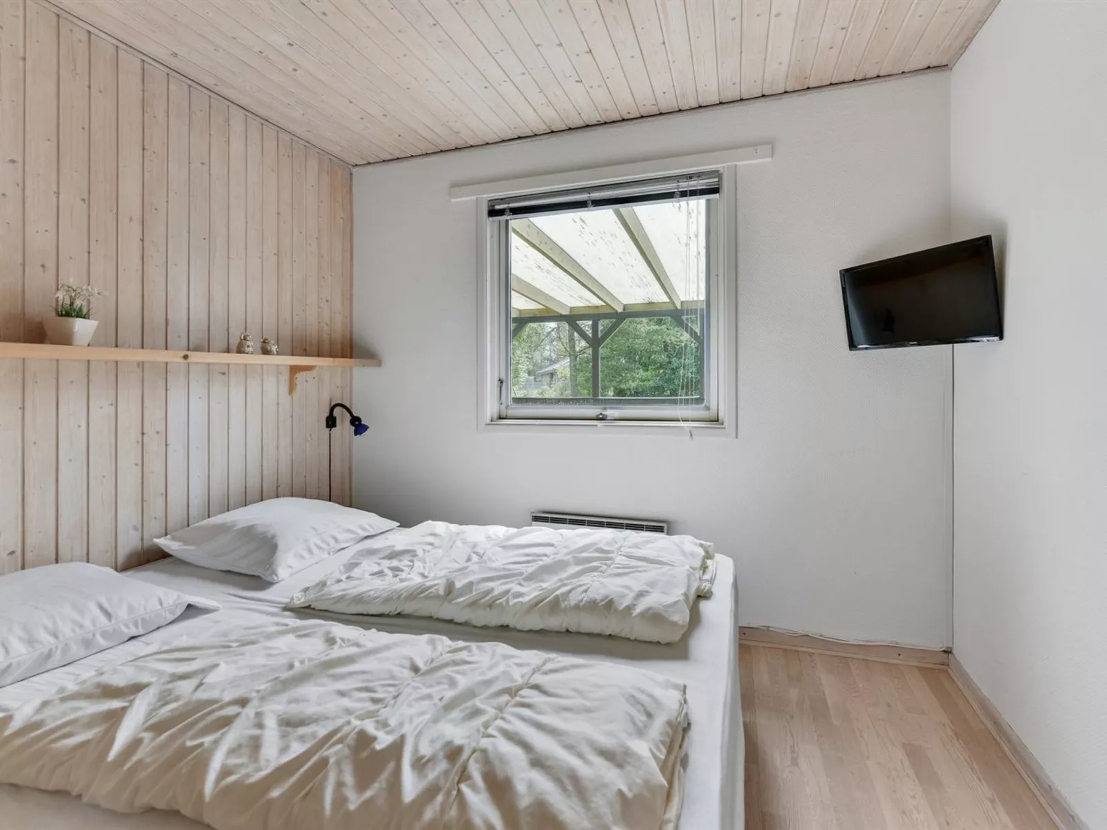 "Ragnborg" - 900m from the sea-Binnen