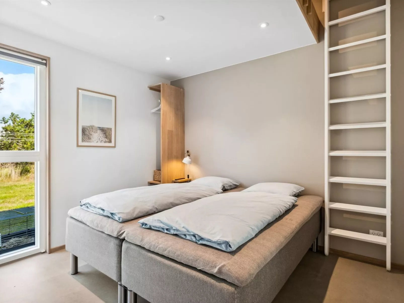 "Toyah" - 400m from the sea-Binnen