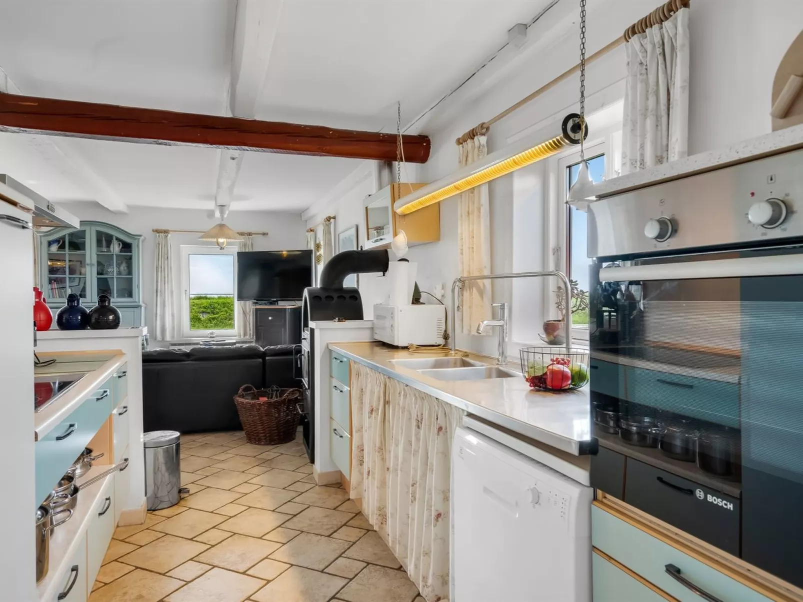 "Edvardsine" - 20m to the fjord-Binnen