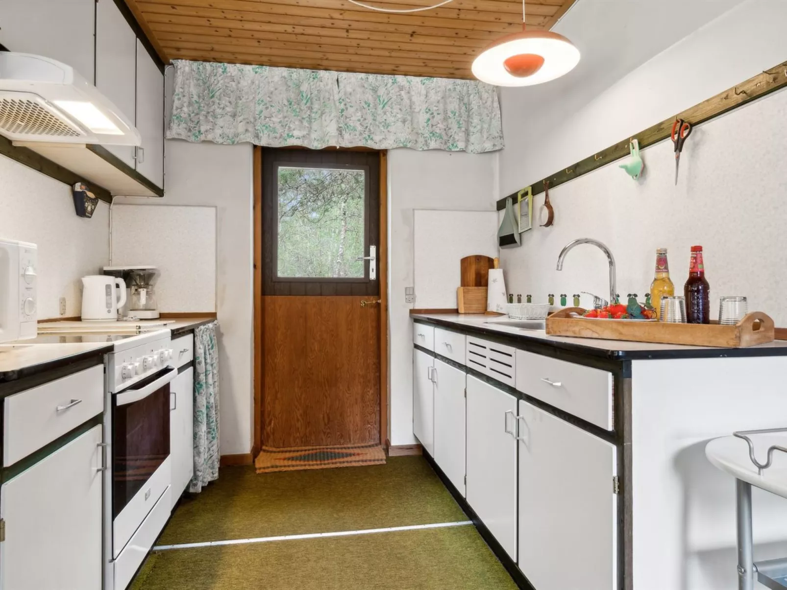 "Awa" - 800m from the sea-Binnen